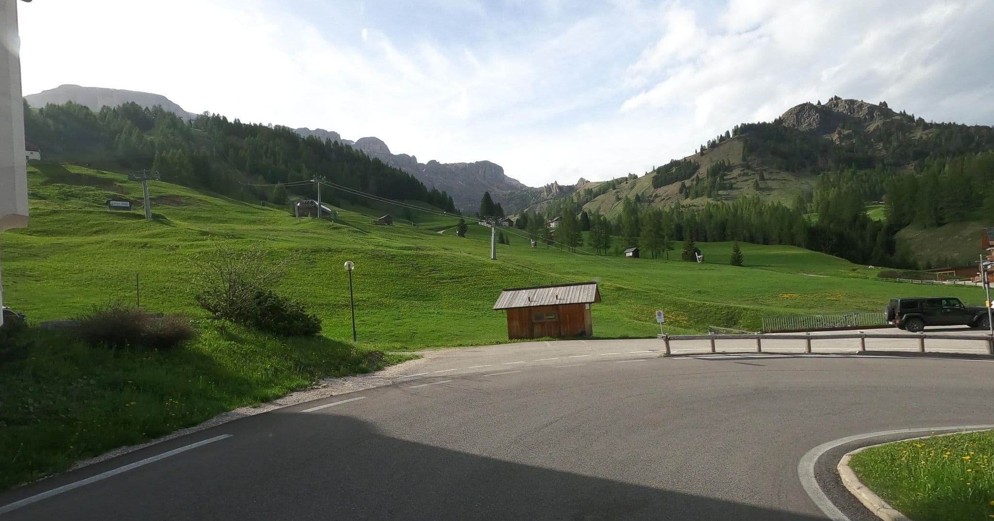 Street view near Hotel Appartamenti Evaldo, Livinallongo del Col di Lana — © masterofnoroad (CC BY-SA · Mapillary)