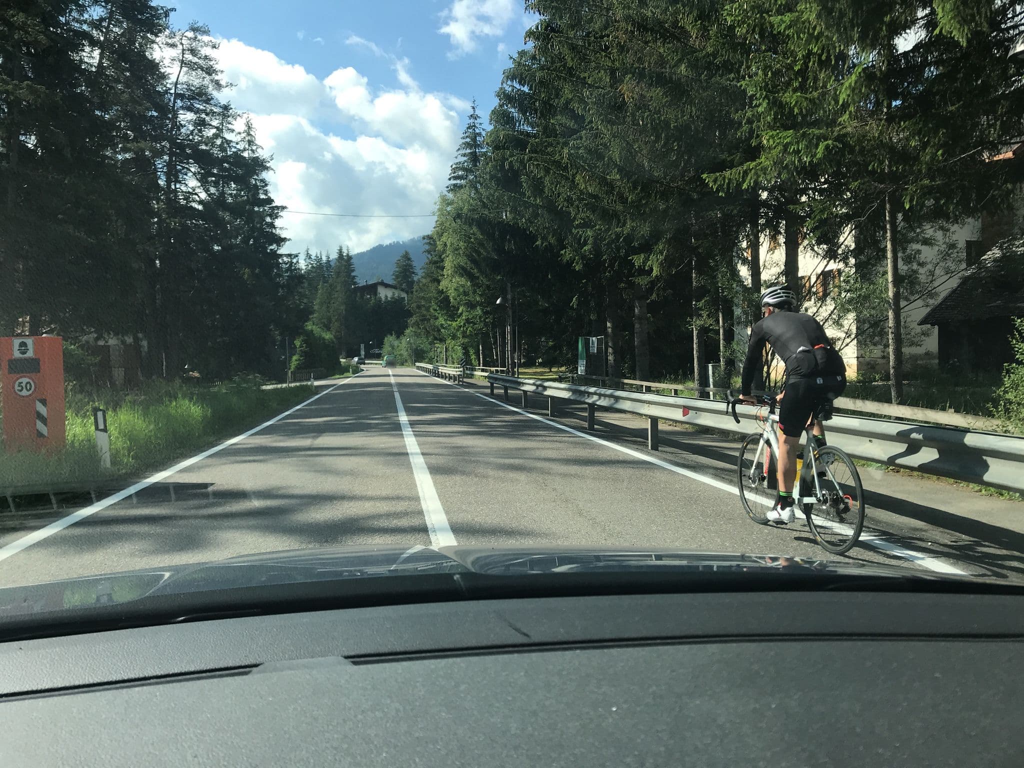 Street view near Lamiri Bed & Breakfast, La Valle - Wengen — © atze777 (CC BY-SA · Mapillary)