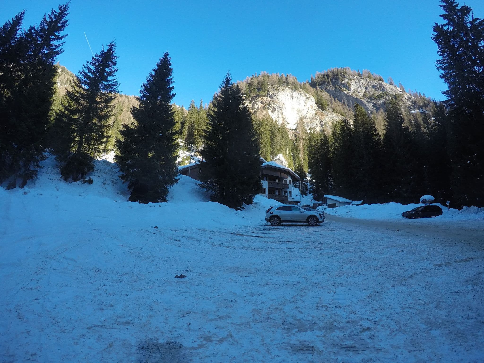 Street view near Villetta Maria hotel, Canazei — © chrisbeddow (CC BY-SA · Mapillary)
