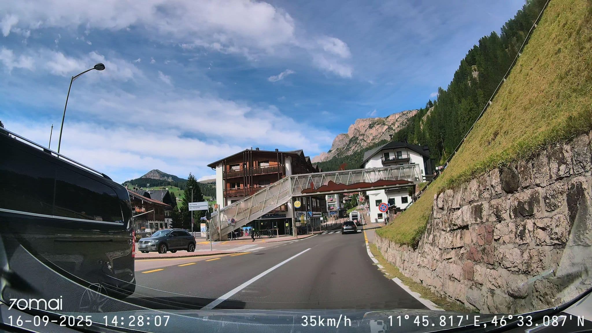 Street view near Villa Muse, Selva — © doriel (CC BY-SA · Mapillary)