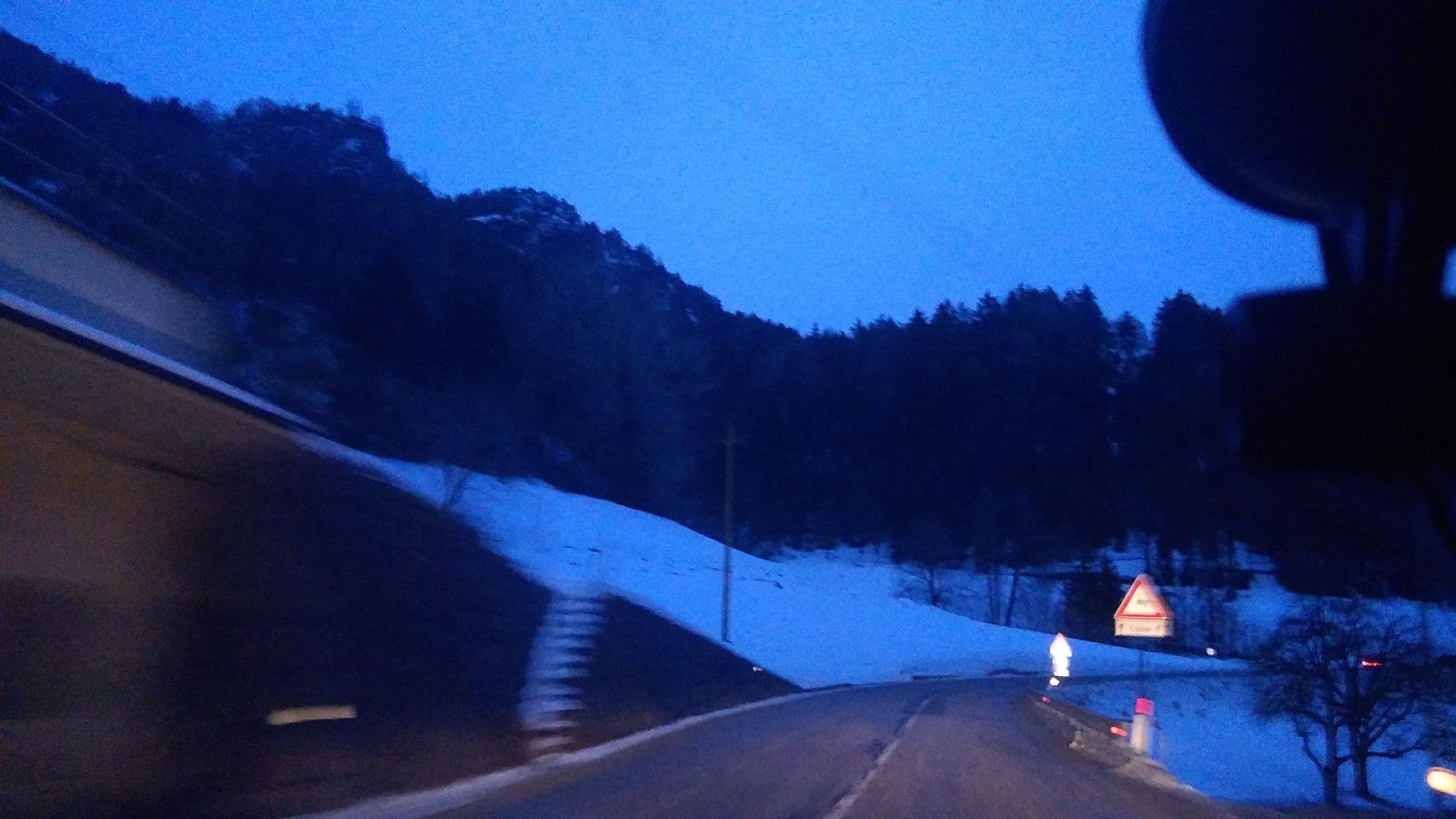 Street view near mittermuhl, Funes - Villnoess — © hakuchi (CC BY-SA · Mapillary)