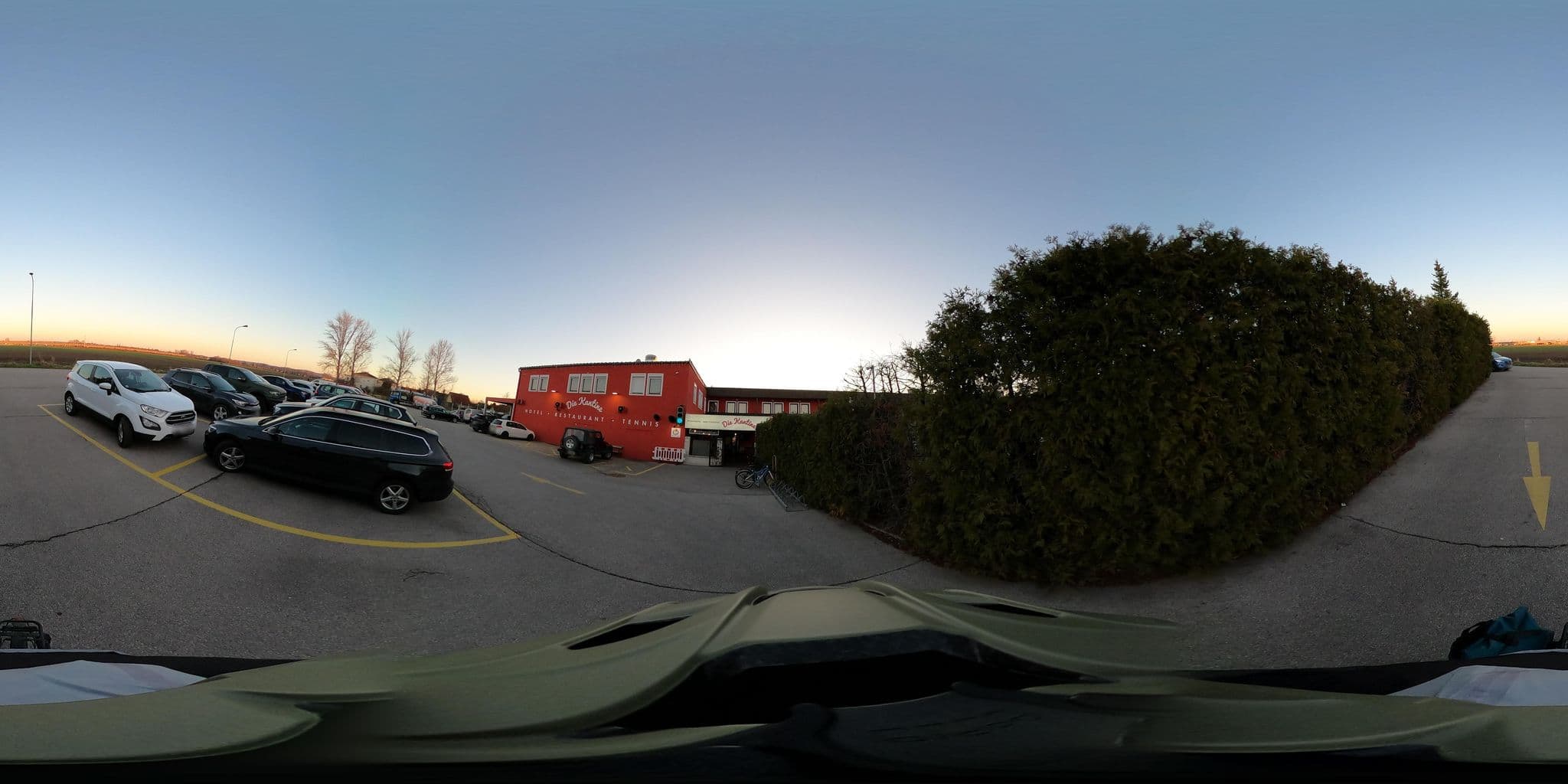 Street view near Tenniscenter Fam. Skarics, Ebreichsdorf — © di0v0n (CC BY-SA · Mapillary)