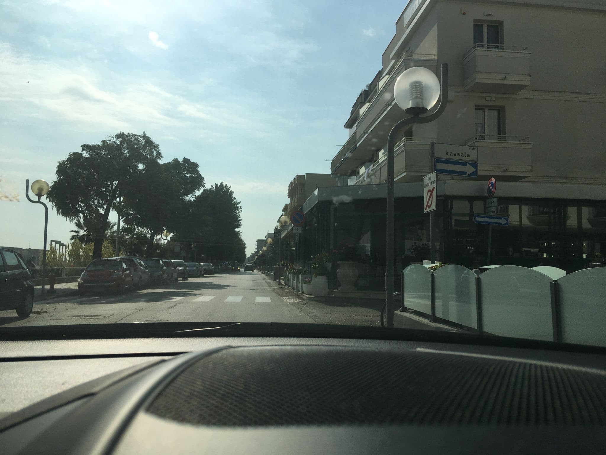 Street view near Hotel Emilia, Bellaria-Igea Marina — © snepuh (CC BY-SA · Mapillary)