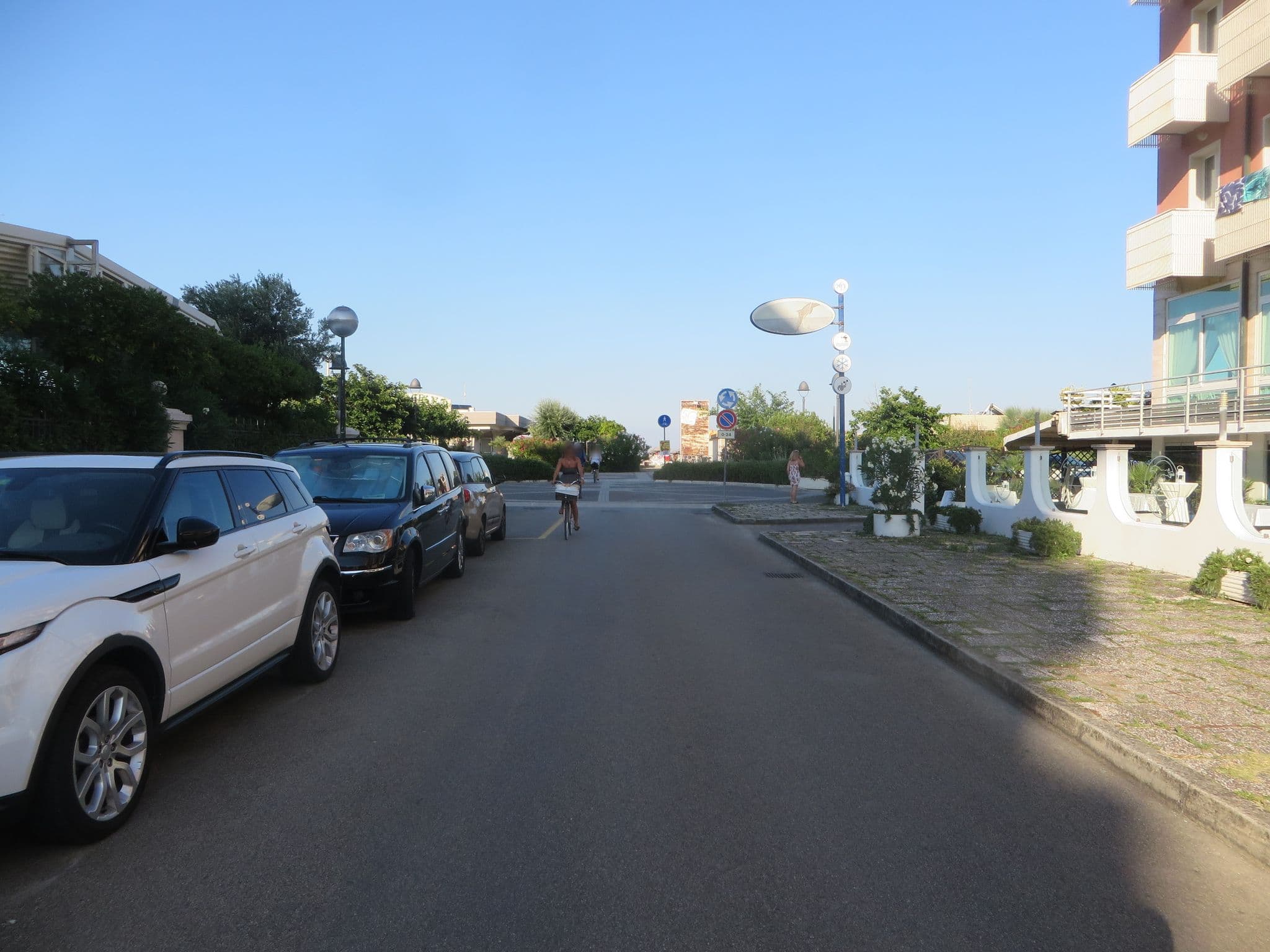 Street view near Чай-бар, Milano Marittima — © lary_fede (CC BY-SA · Mapillary)