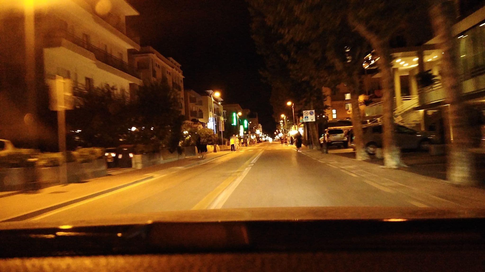 Street view near Hotel Globus Igea Marina, Bellaria-Igea Marina — © mike409 (CC BY-SA · Mapillary)
