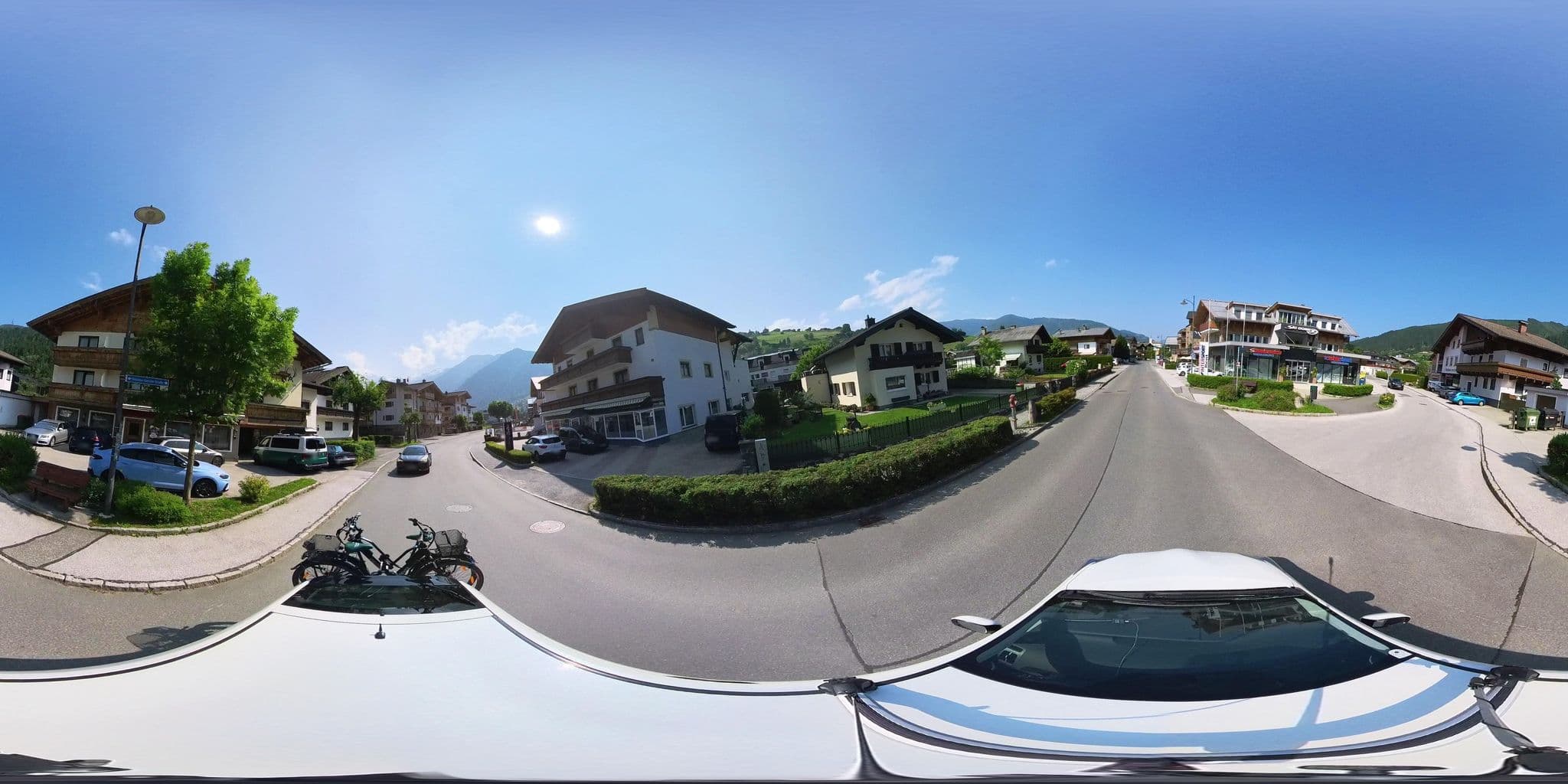 Street view near Berg Heil, Kaprun — © osmplus_org (CC BY-SA · Mapillary)