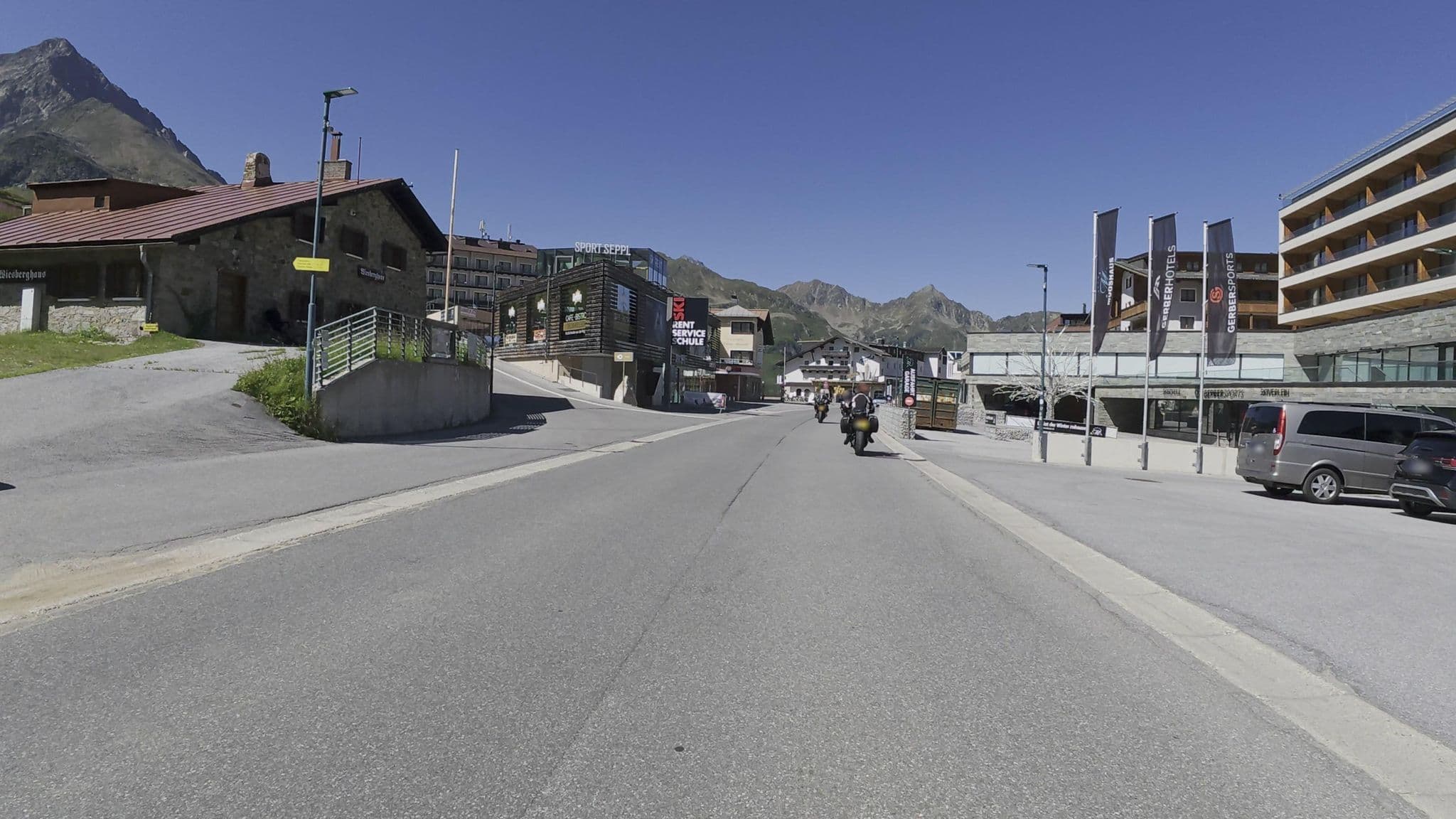 Street view near Wiesberghaus, Stams — © Guzzi_Franze (CC BY-SA · Mapillary)