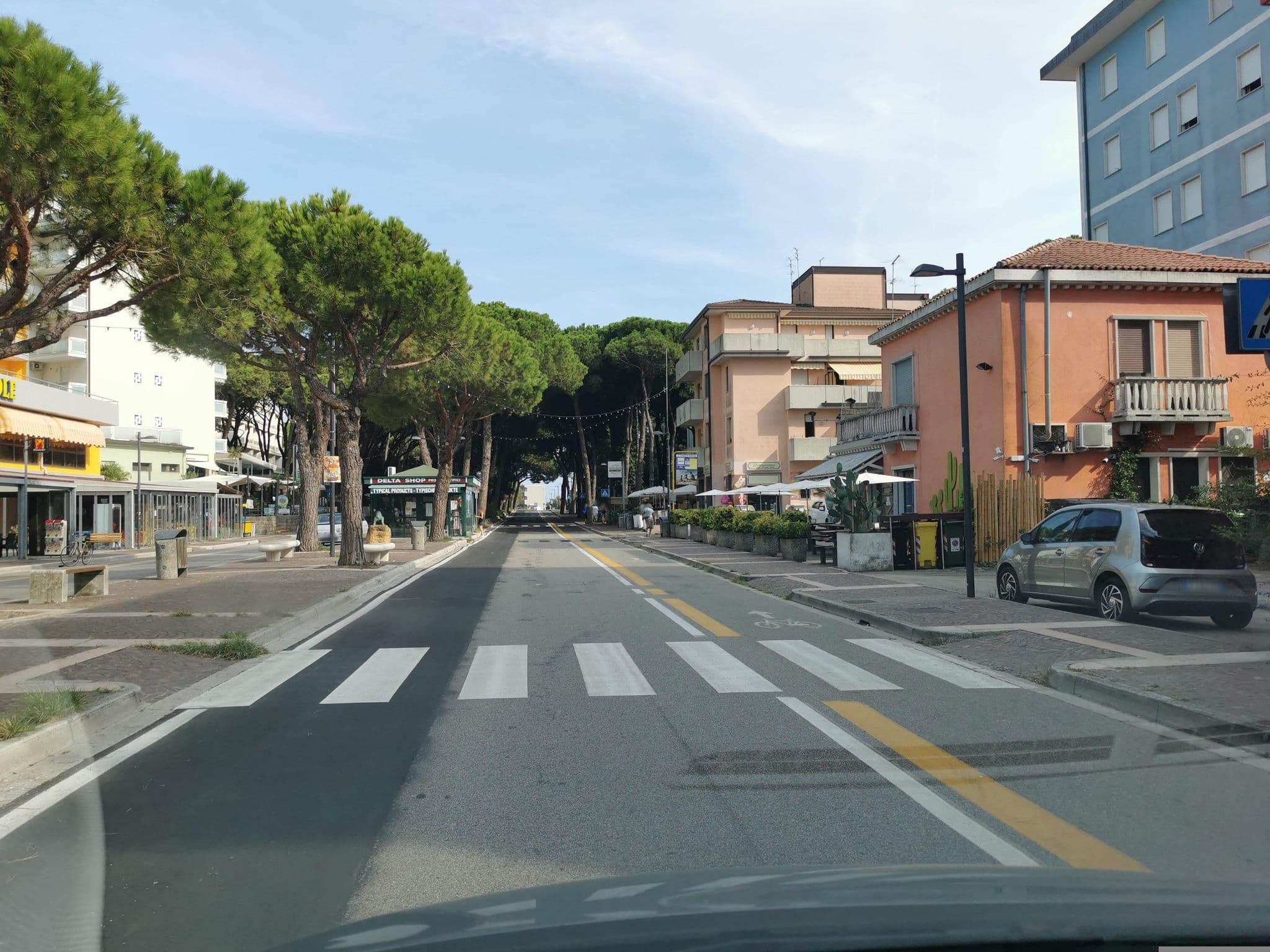 Street view near Rosapineta, Sant'Anna — © canfe (CC BY-SA · Mapillary)
