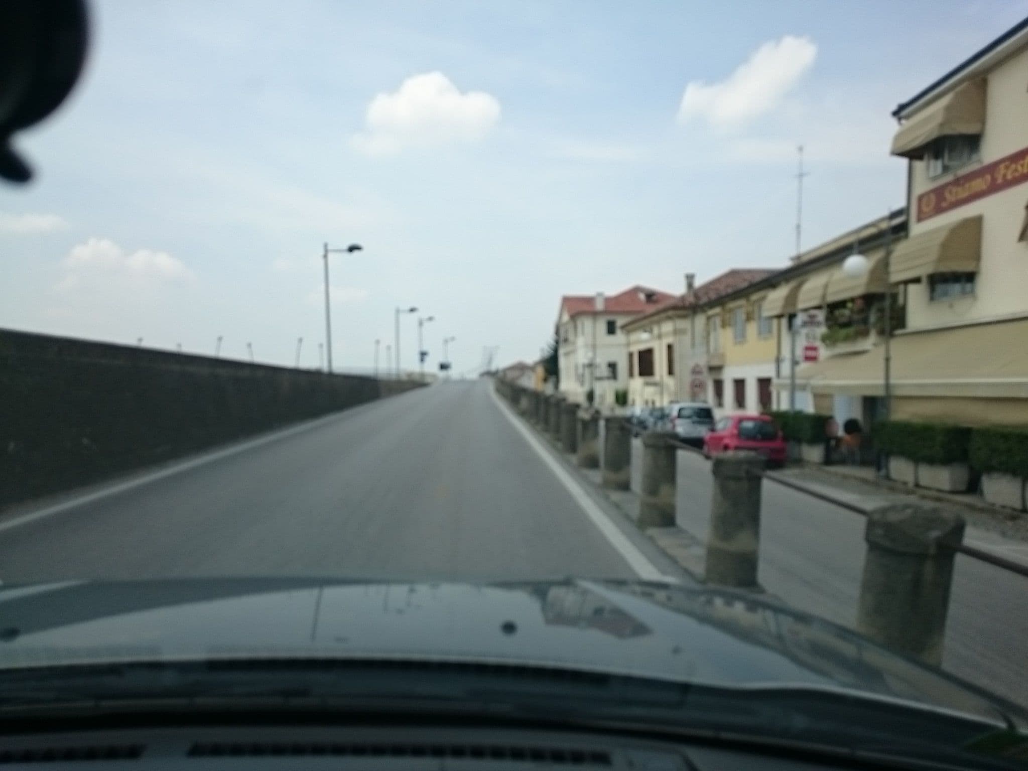 Street view near Albergo Trieste, Pontelongo — © voschix (CC BY-SA · Mapillary)
