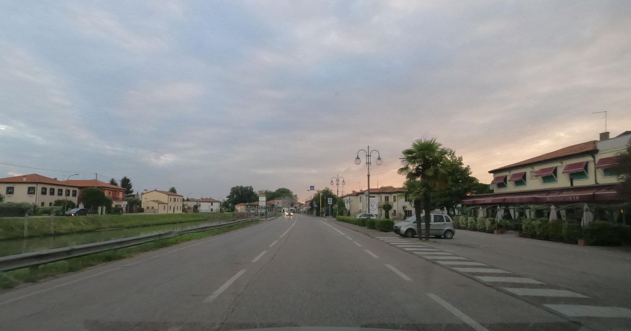 Street view near Hotel Vettore Dal 1947, Fornase — © masterofnoroad (CC BY-SA · Mapillary)