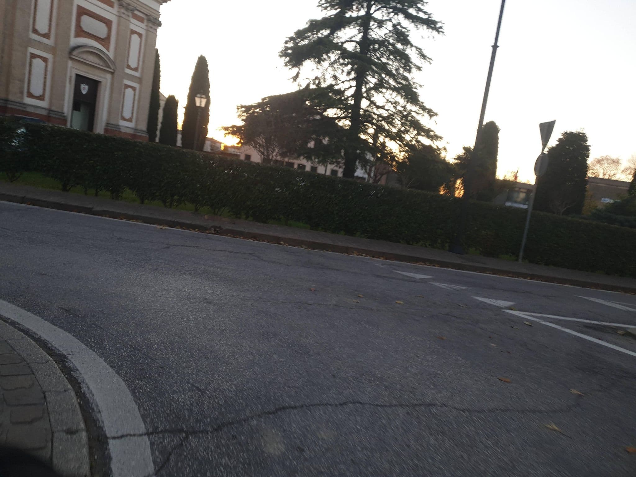 Street view near Corte di Villa Colloredo, Sambruson — © voschix (CC BY-SA · Mapillary)