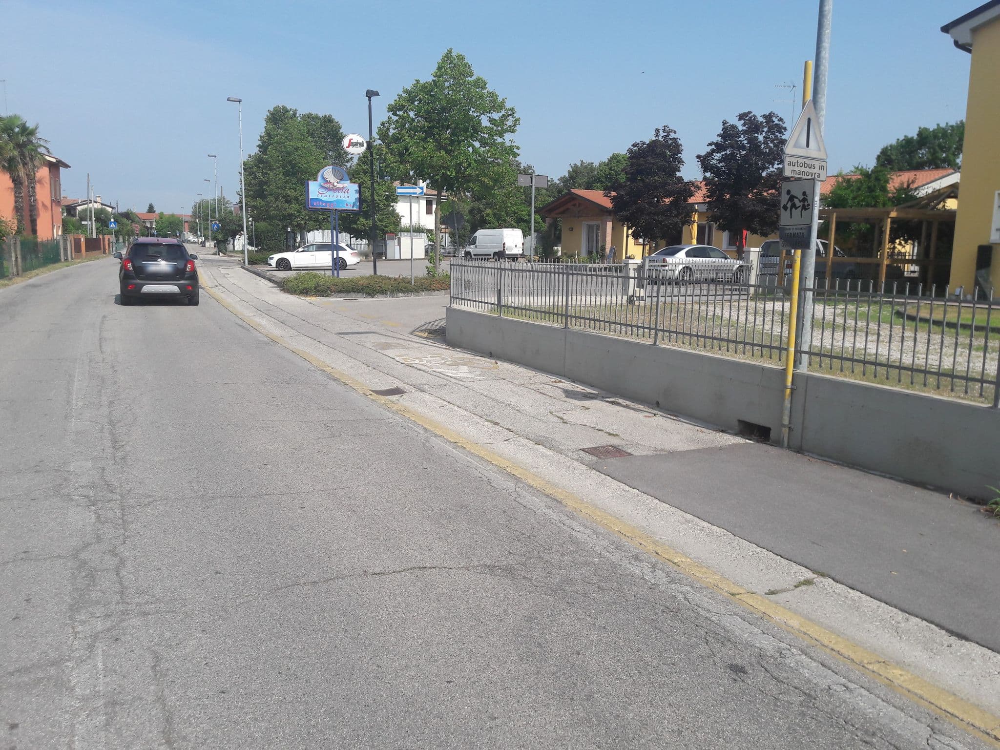 Street view near Hotel Perla, Frescada — © readyfor (CC BY-SA · Mapillary)