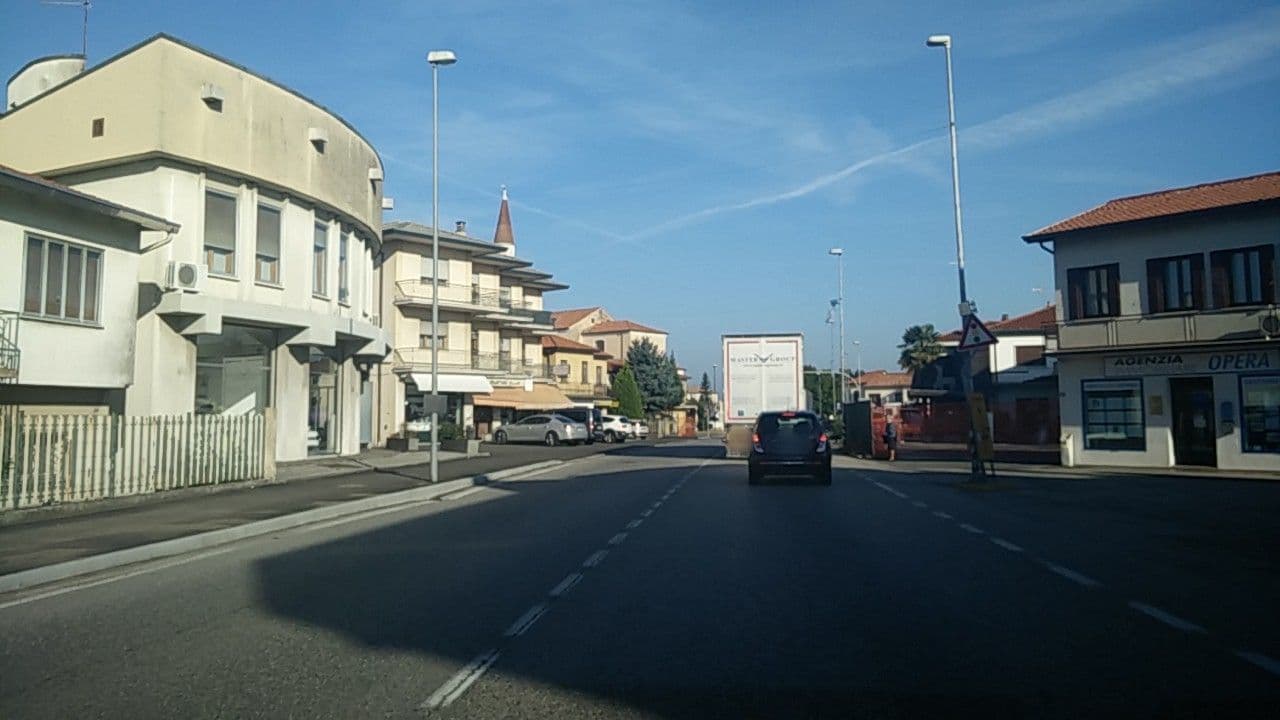Street view near Albergo Italia, Scorzè — © bellazambo (CC BY-SA · Mapillary)