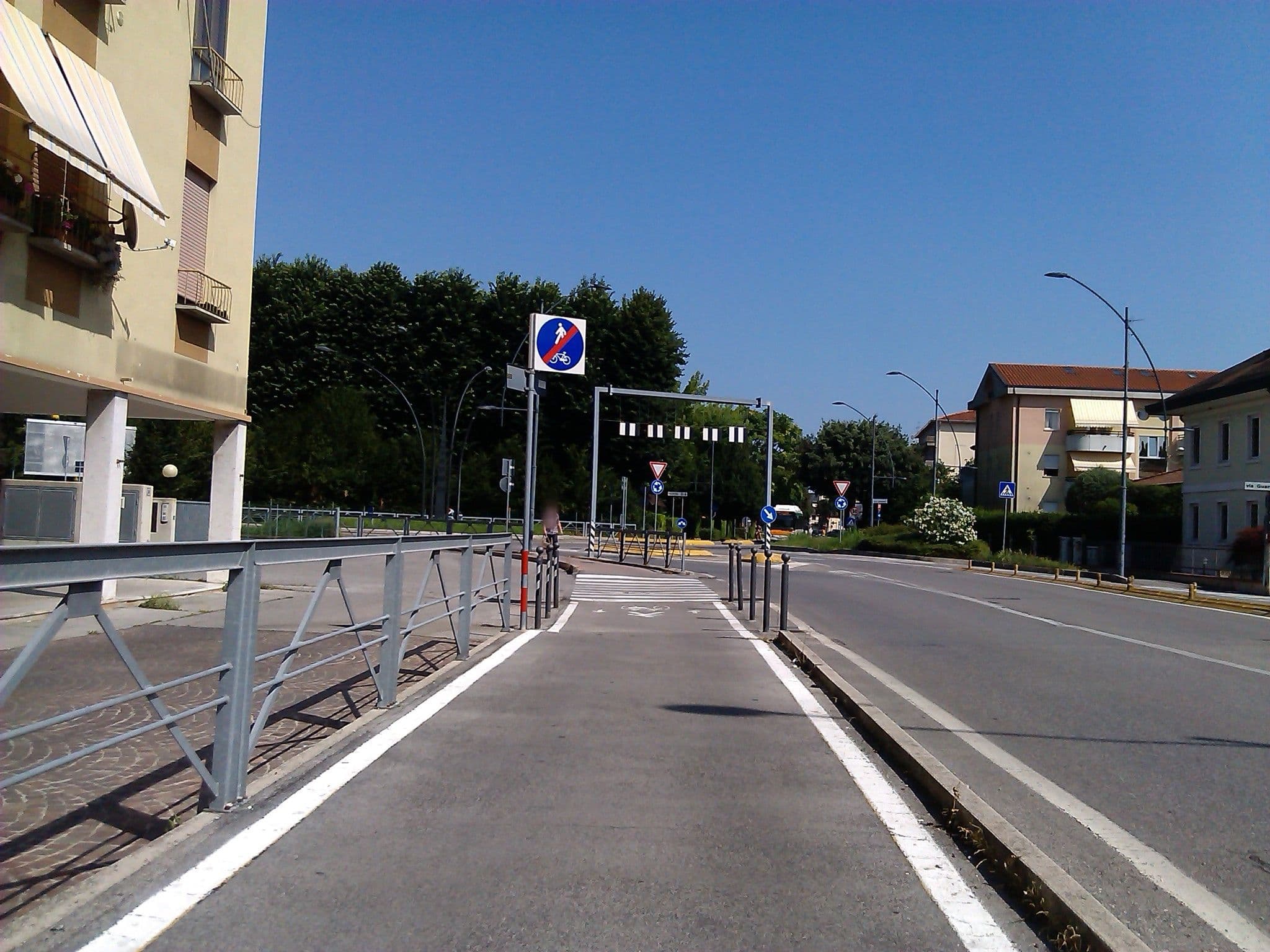 Street view near Roberta's Place, Mestre — © changchun1 (CC BY-SA · Mapillary)