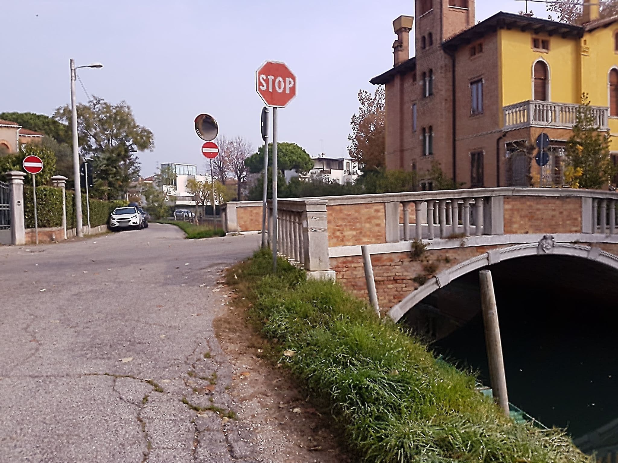 Street view near Reiter Hotel Lido, Lido — © martinl (CC BY-SA · Mapillary)