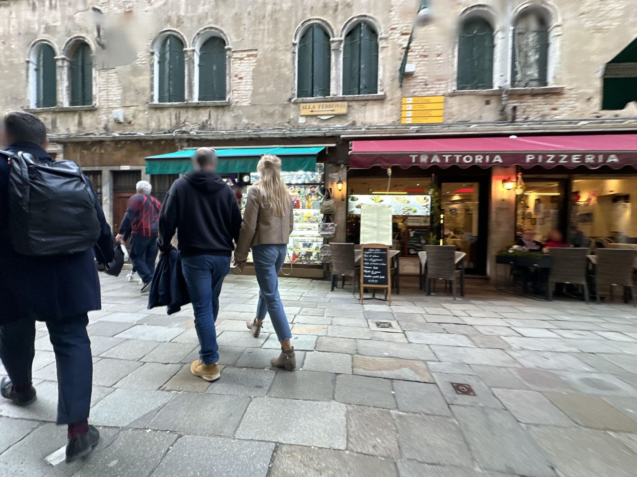 Street view near B&B Rota, Venice — © quickness805 (CC BY-SA · Mapillary)