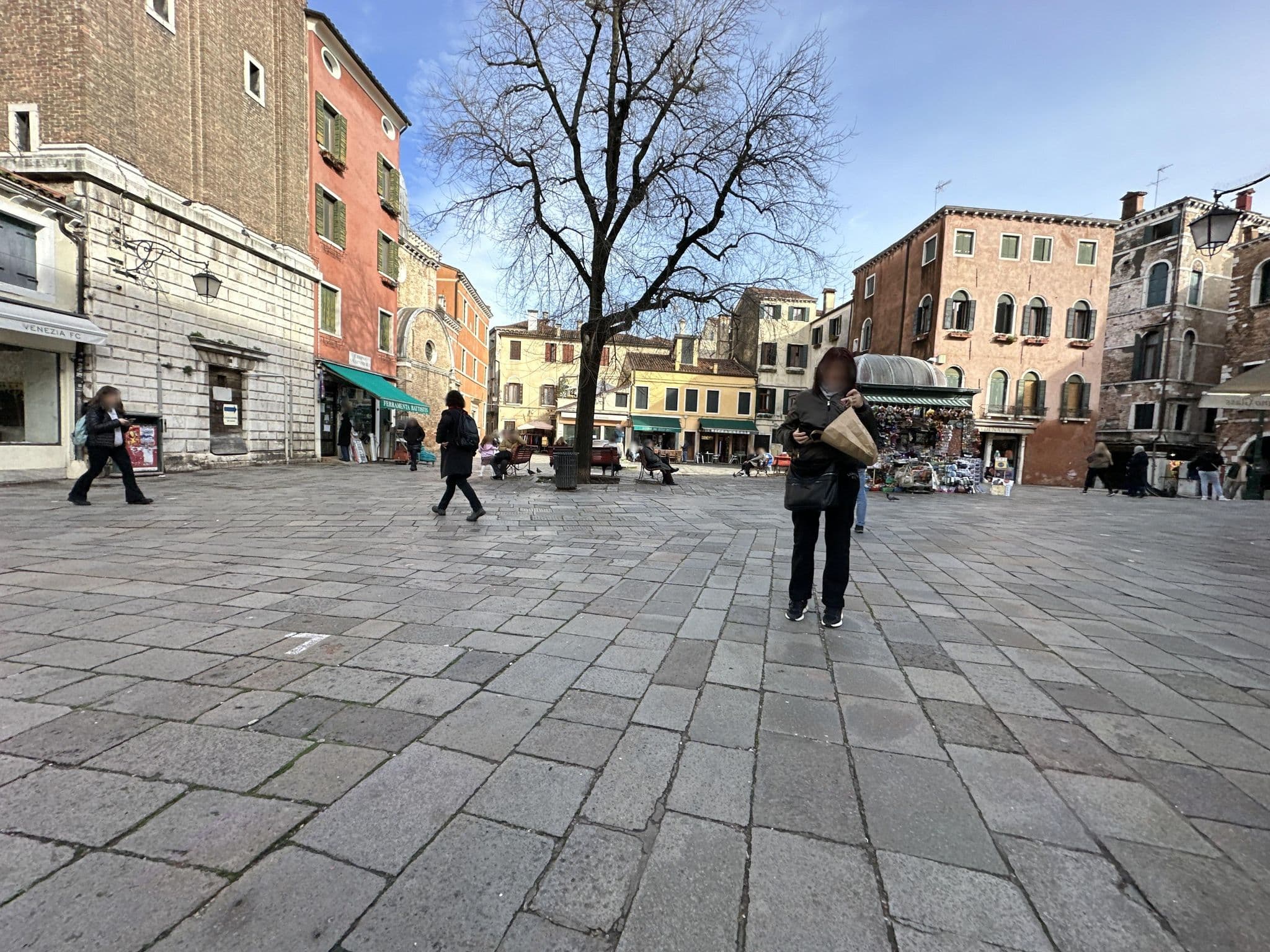 Street view near Massimo's CrazyCool Flat, Venice — © quickness805 (CC BY-SA · Mapillary)