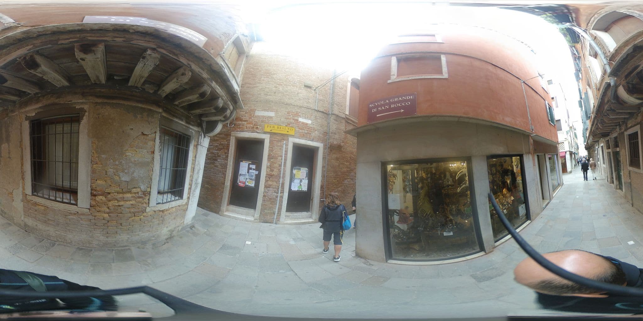 Street view near 2960 Cà Frari, Venice — © javiersanp (CC BY-SA · Mapillary)