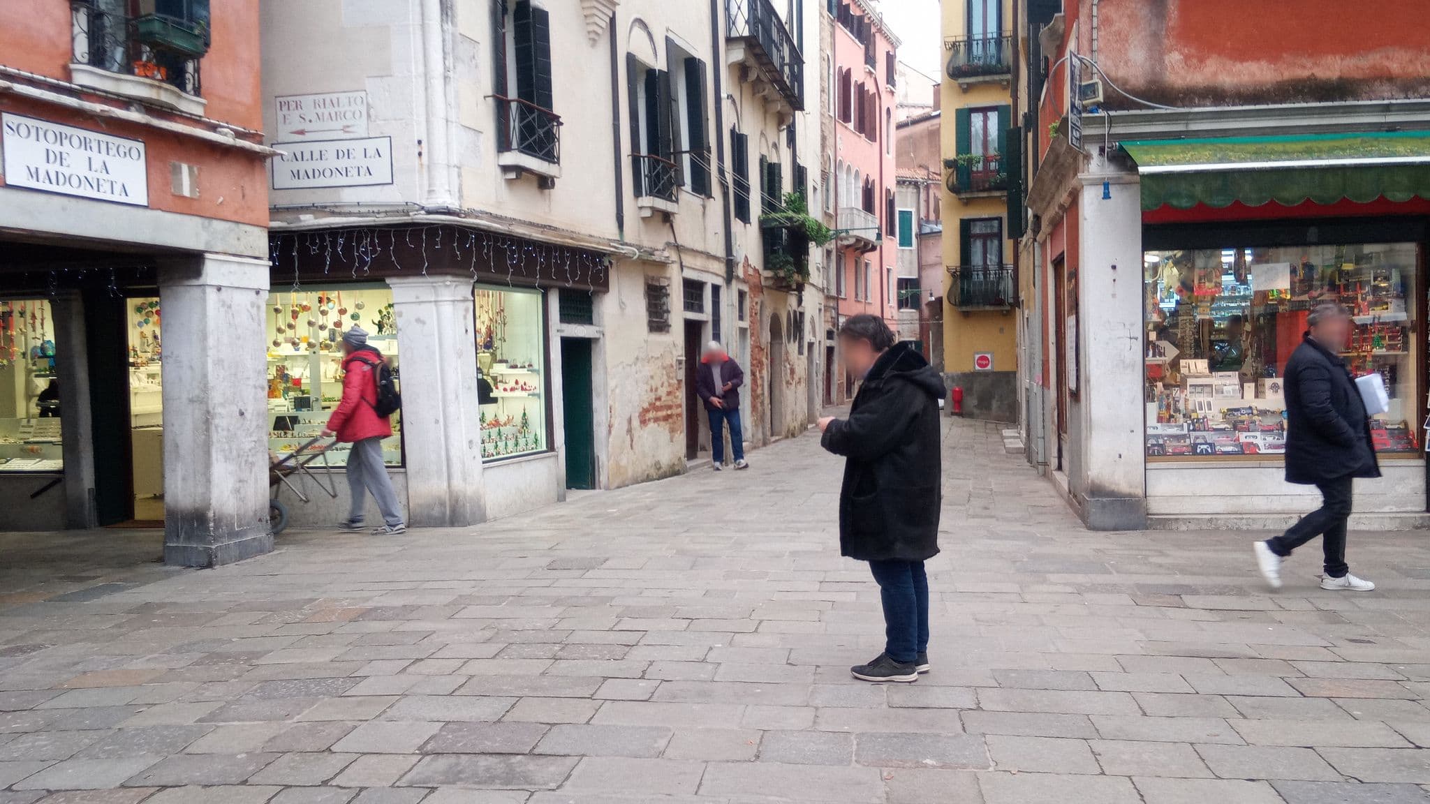 Street view near Apartment Ca' del Doge, Venice — © alesarrett (CC BY-SA · Mapillary)