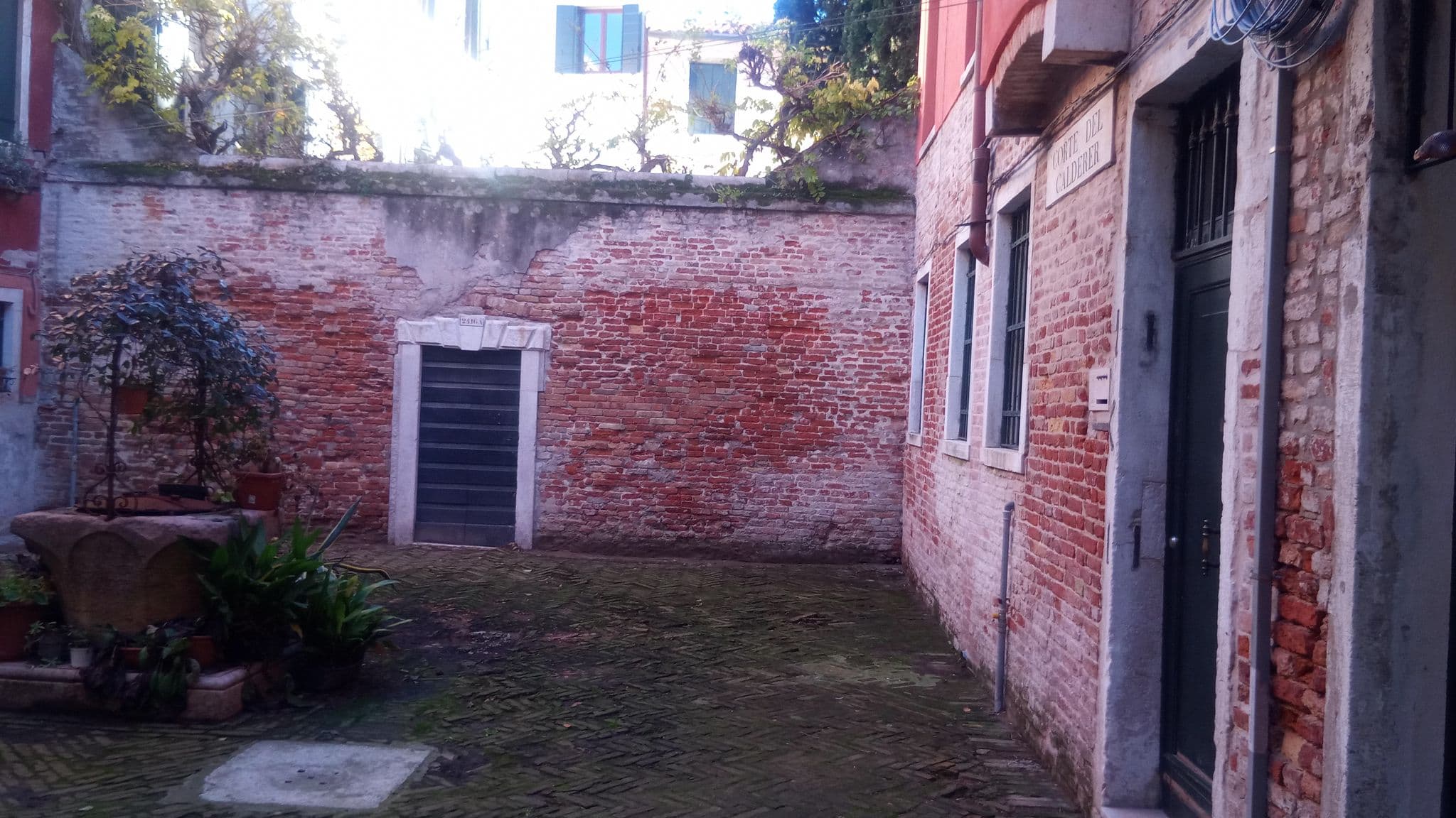 Street view near Bauer Palladio Hotel & Spa, Venice — © alesarrett (CC BY-SA · Mapillary)