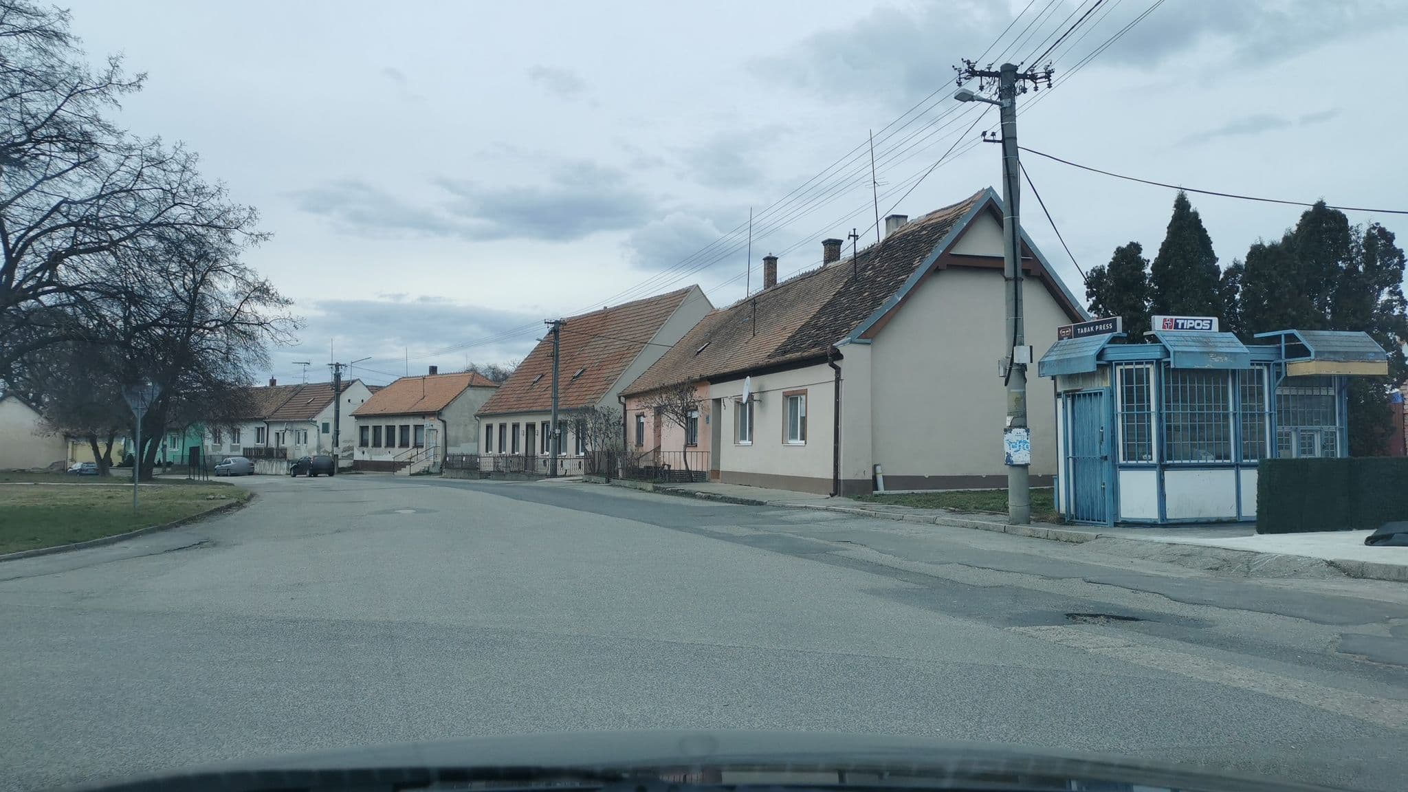 Street view near Alcatras+s, Brodské — © klerik7 (CC BY-SA · Mapillary)