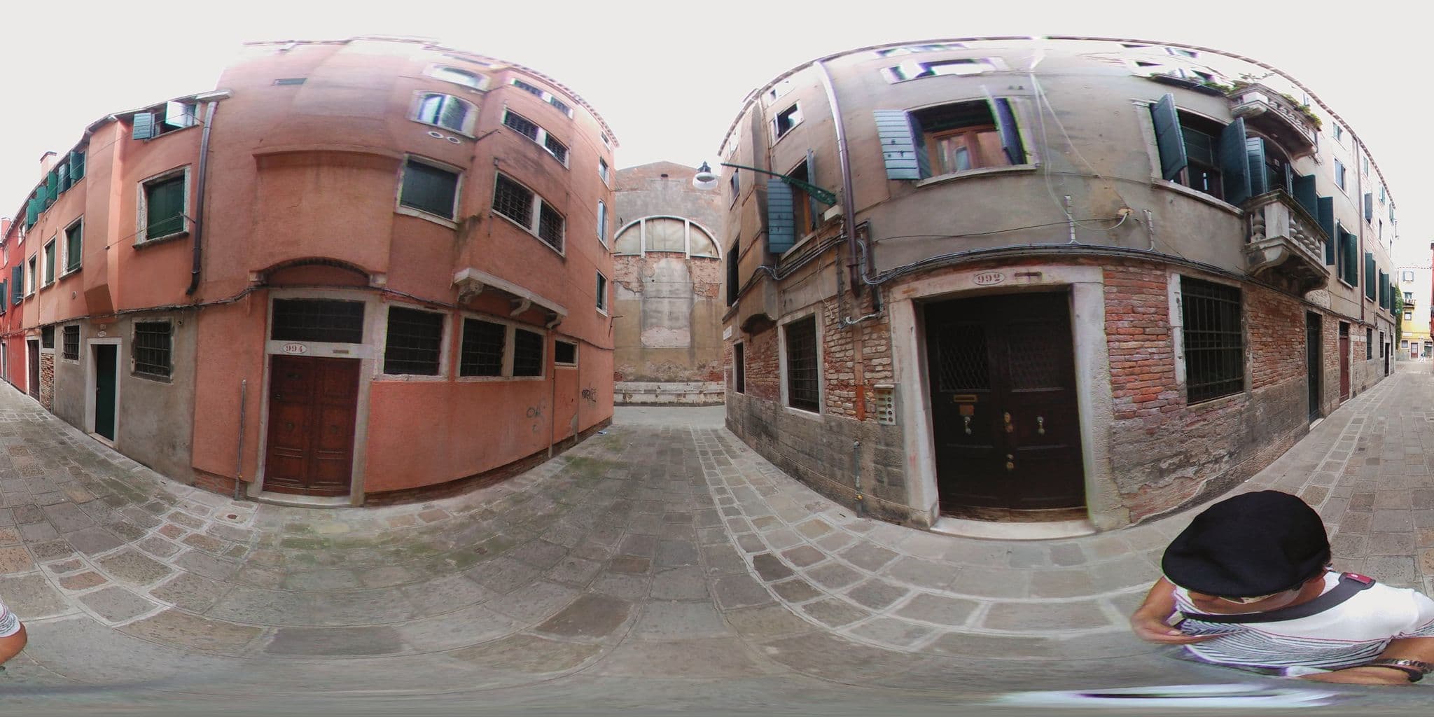 Street view near Home Venice Apartments-Rialto 1 - 2 - 3, Venice — © miurahr (CC BY-SA · Mapillary)