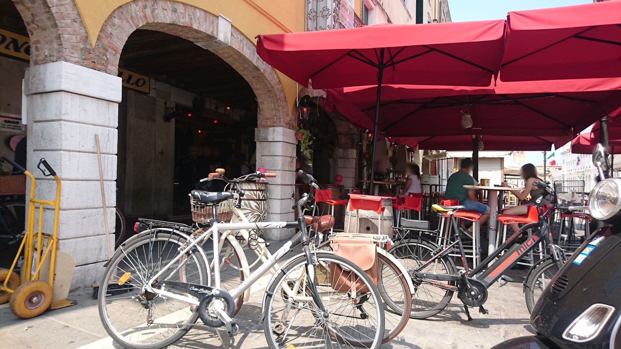 Street view near Casa Napoleoni, Chioggia — © voschix (CC BY-SA · Mapillary)