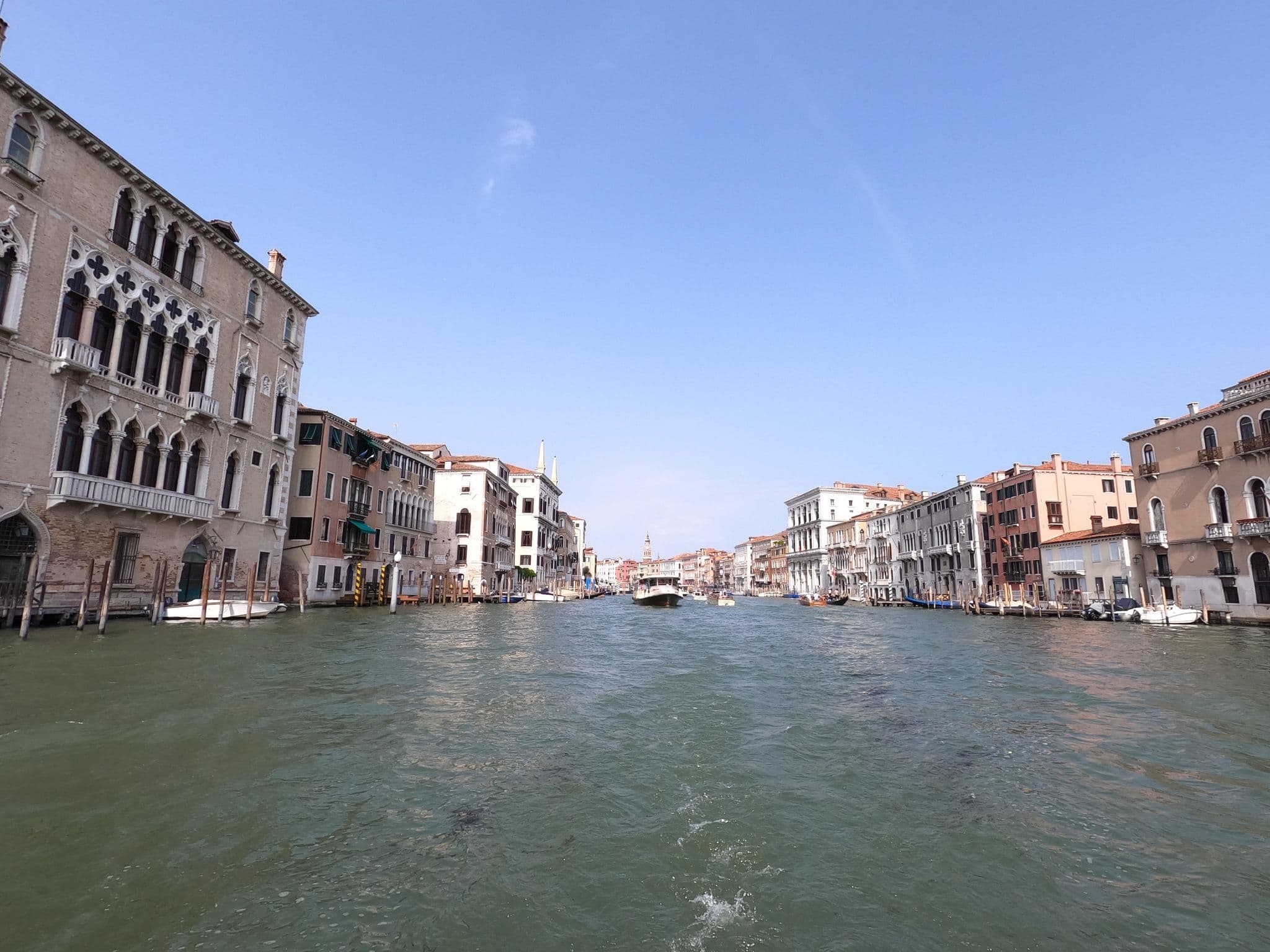 Street view near Palazzo Barbarigo, Venice — © masterofnoroad (CC BY-SA · Mapillary)