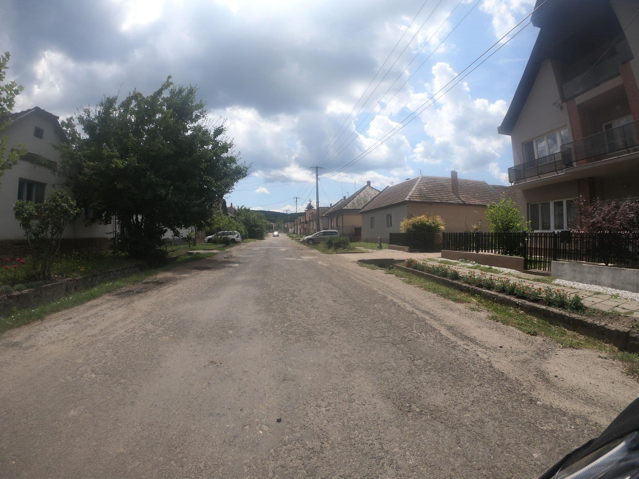Street view near Öregerdő turistaház, Šahy — © balazskozak (CC BY-SA · Mapillary)