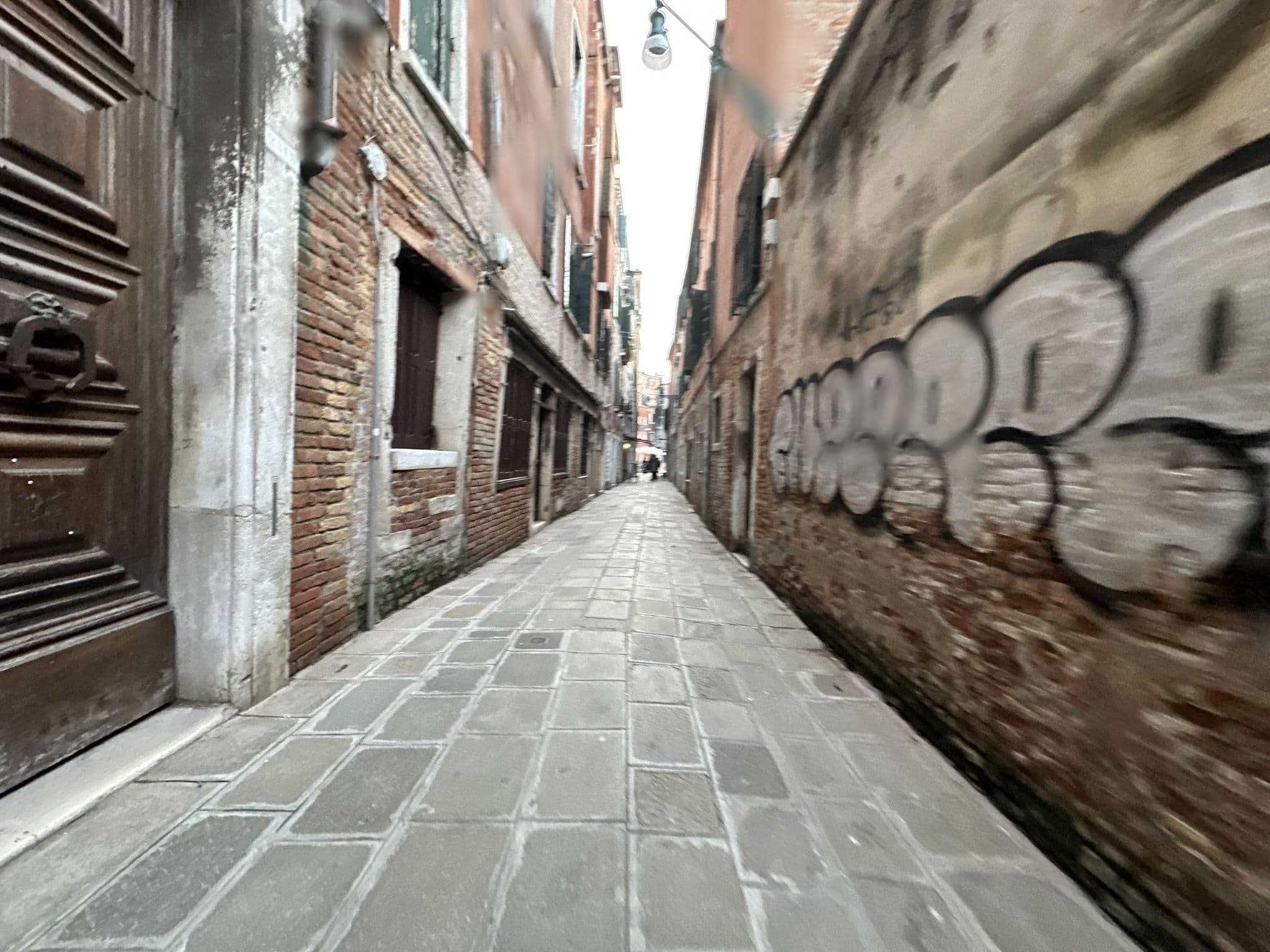 Street view near Nei tuoi pantaloni (filiale), Venice — © quickness805 (CC BY-SA · Mapillary)