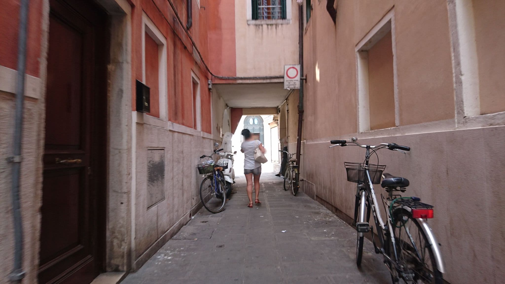 Street view near Casa BuIIo, Chioggia — © voschix (CC BY-SA · Mapillary)