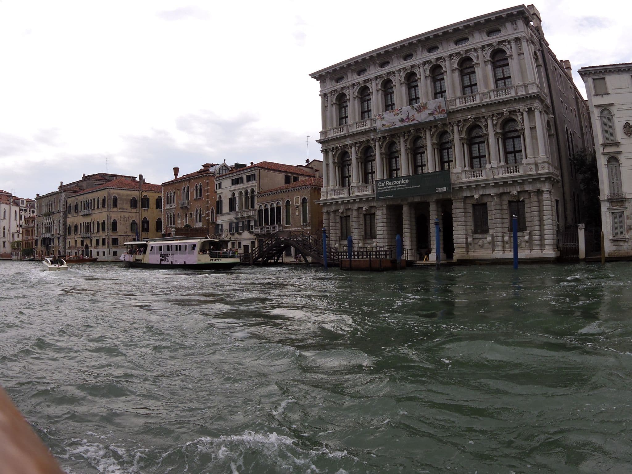 Street view near Canal Grande Apartment, Venice — © czmrtn (CC BY-SA · Mapillary)