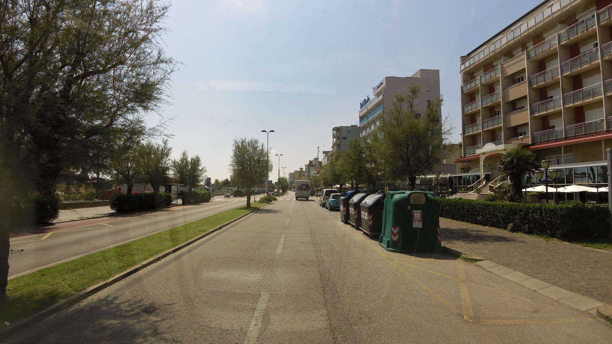 Street view near Hotel Capinera di Tiozzo Rosa Fasiolo - SNC, Chioggia — © czmrtn (CC BY-SA · Mapillary)