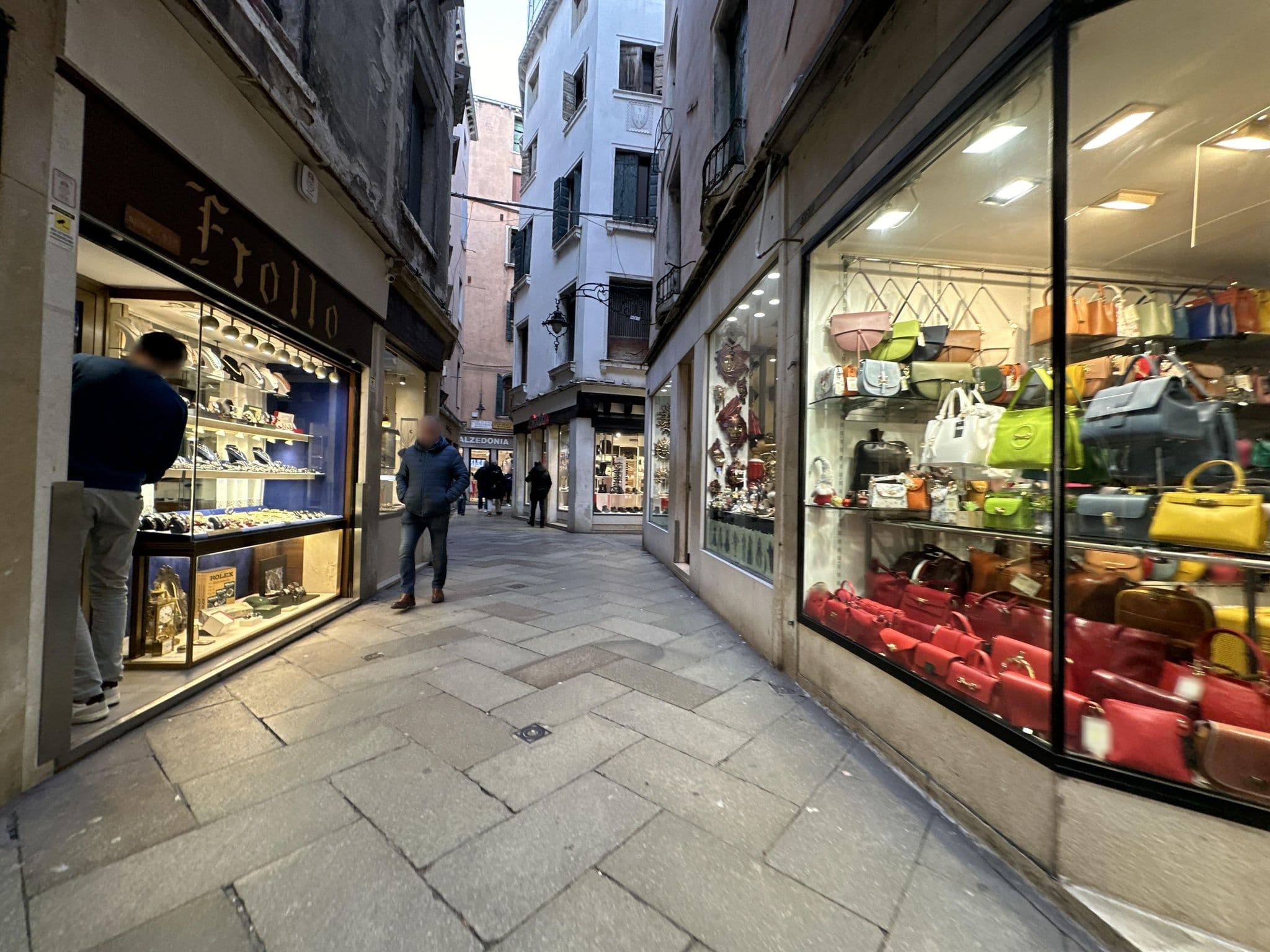 Street view near Cà Lina, Venice — © quickness805 (CC BY-SA · Mapillary)