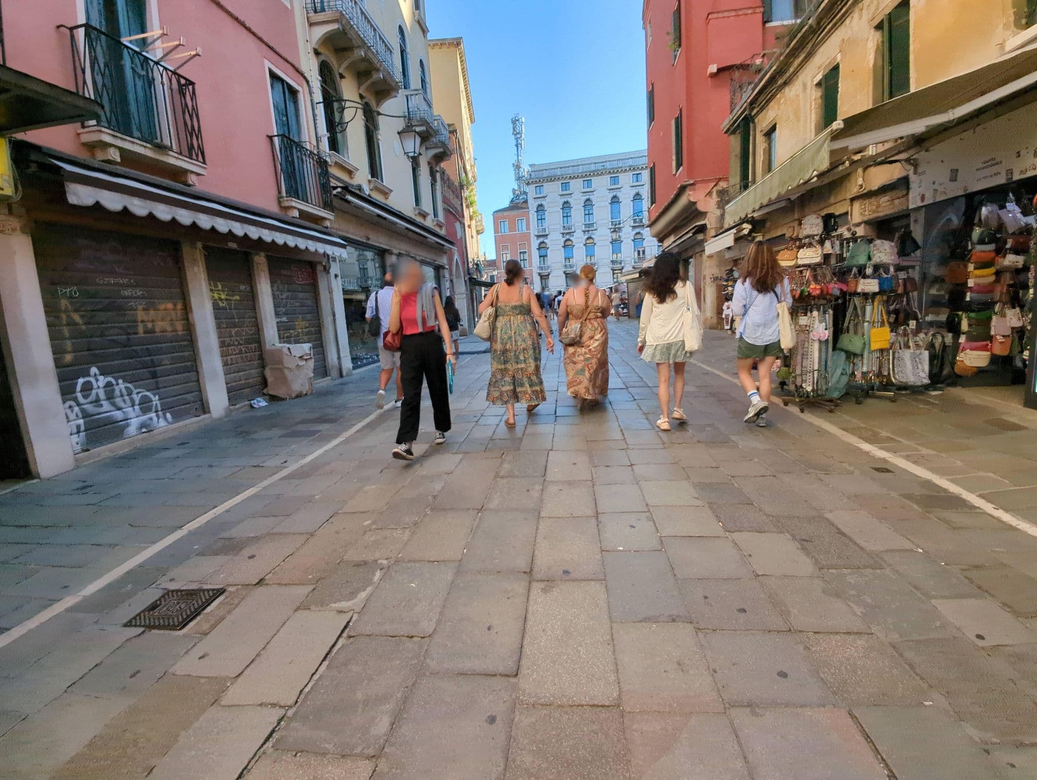 Street view near Albergo Amadeus, Venice — © andreadfc (CC BY-SA · Mapillary)