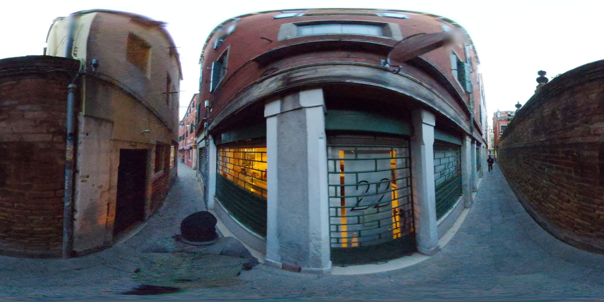 Street view near Hotel Pantalon, Venice — © mapconcierge (CC BY-SA · Mapillary)