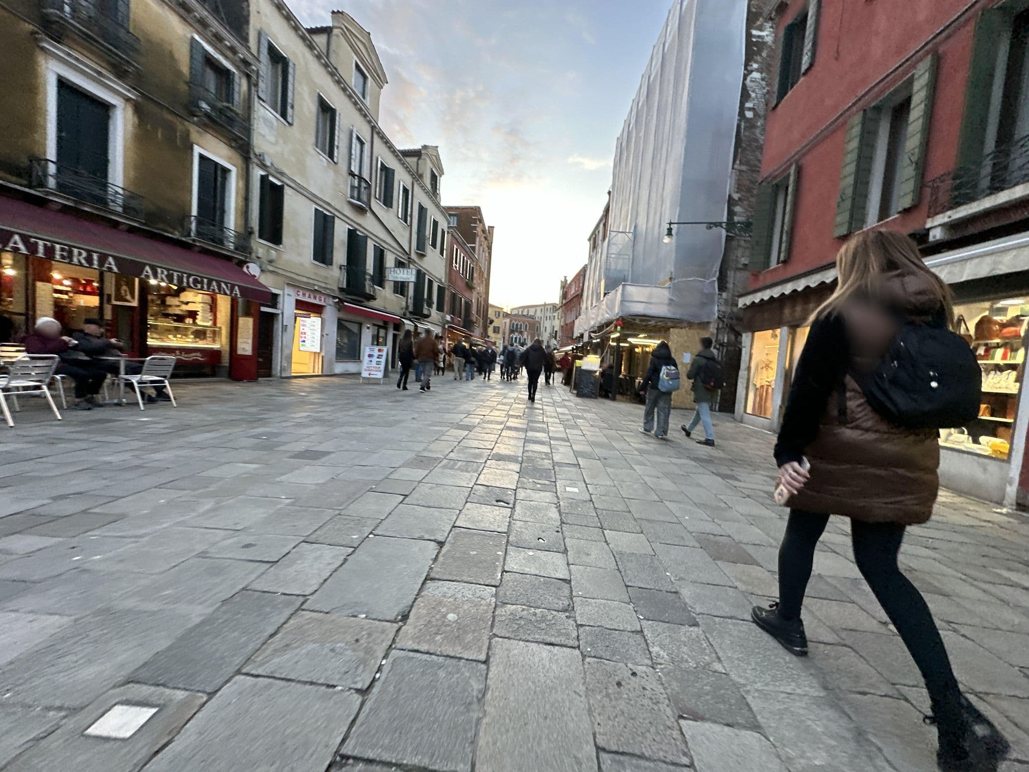 Street view near Heart Of Venice, Venice — © quickness805 (CC BY-SA · Mapillary)