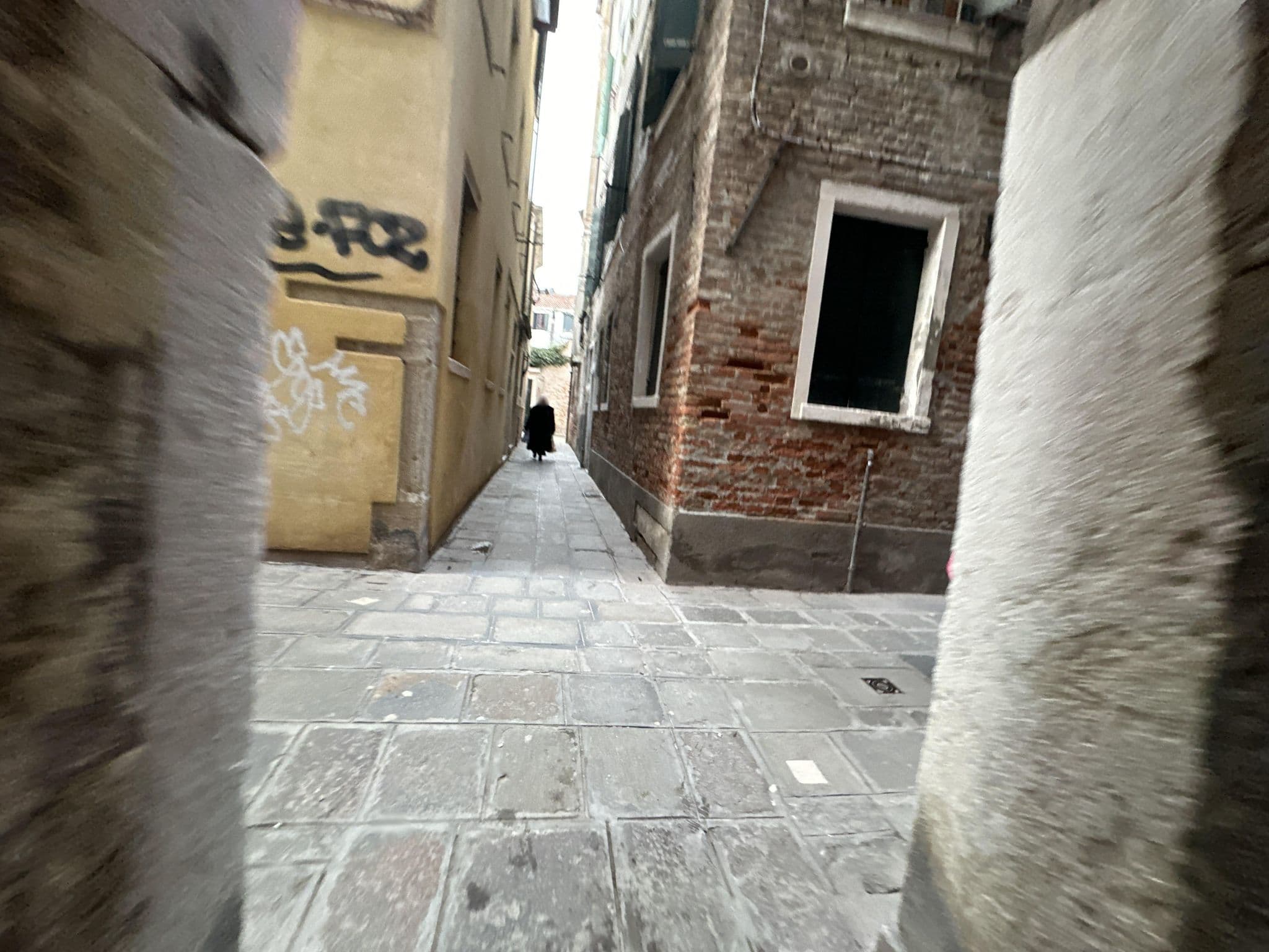 Street view near Corte Calderer Apartments, Venice — © quickness805 (CC BY-SA · Mapillary)