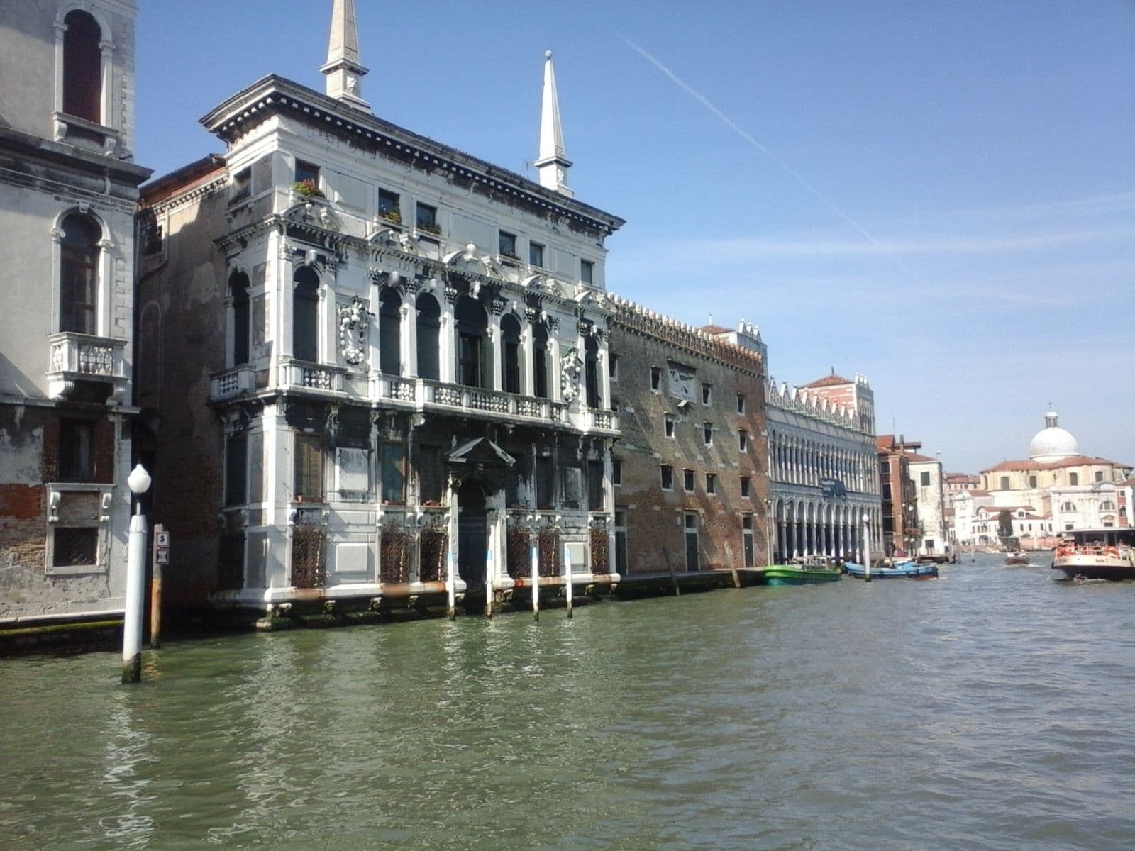 Street view near Magic Rialto, Venice — © maning (CC BY-SA · Mapillary)