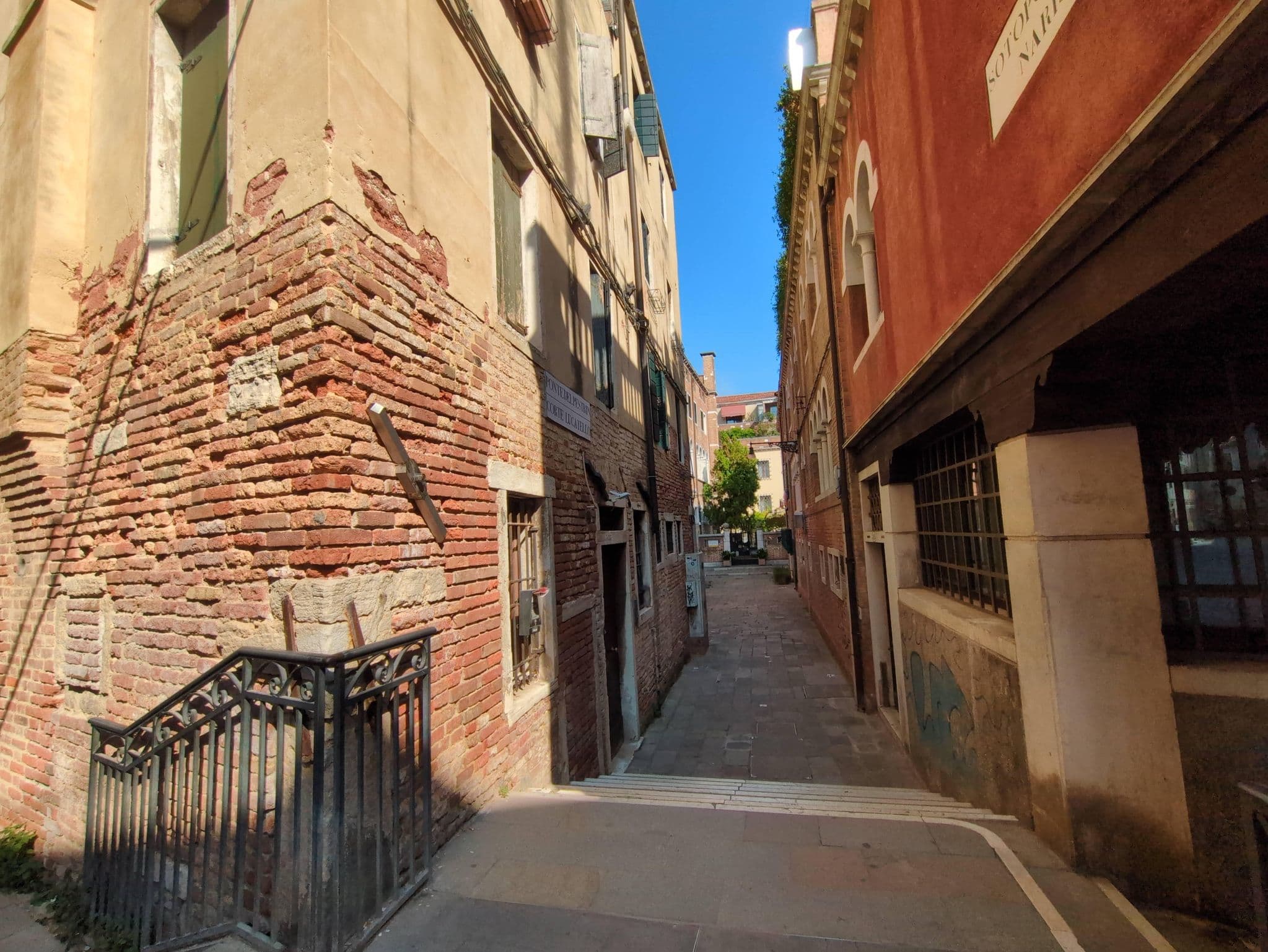 Street view near Ai Turchesi, Venice — © jacopofar (CC BY-SA · Mapillary)