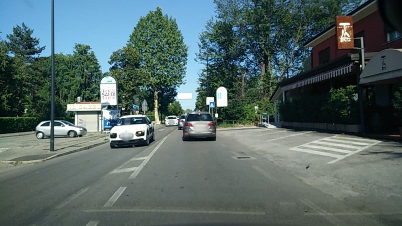 Street view near Treviso Rooms, Treviso — © bellazambo (CC BY-SA · Mapillary)