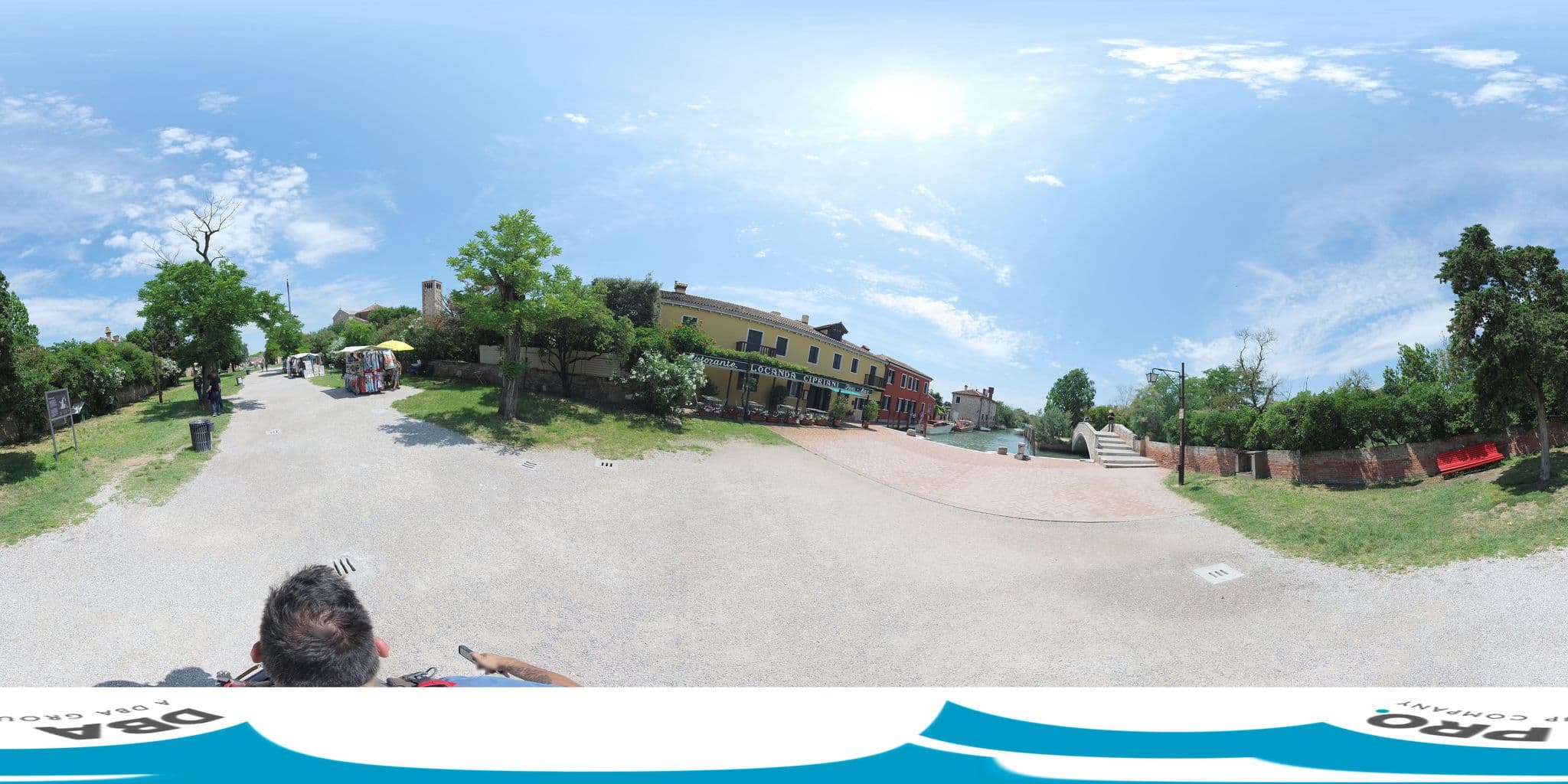 Street view near Locanda Cipriani Hotel Venice, Burano — © federicodebetto (CC BY-SA · Mapillary)