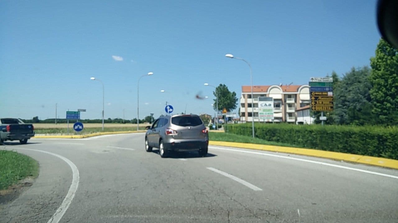 Street view near Villa Daniella, Marcon-Gaggio-Colmello — © bellazambo (CC BY-SA · Mapillary)