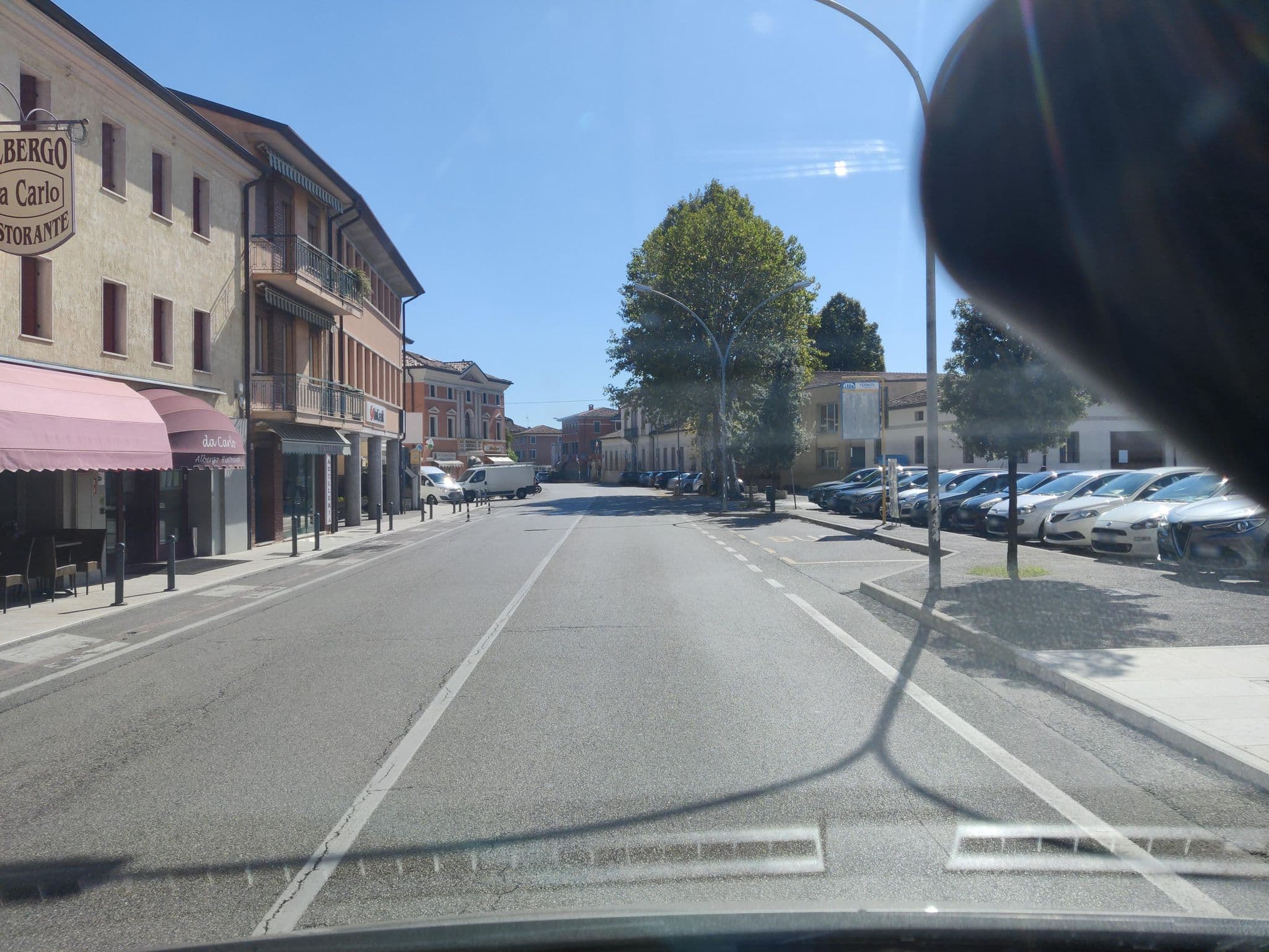 Street view near Albergo da Carlo SAS di D'alvise Loredana e Viviana, Scomigo — © kopra (CC BY-SA · Mapillary)