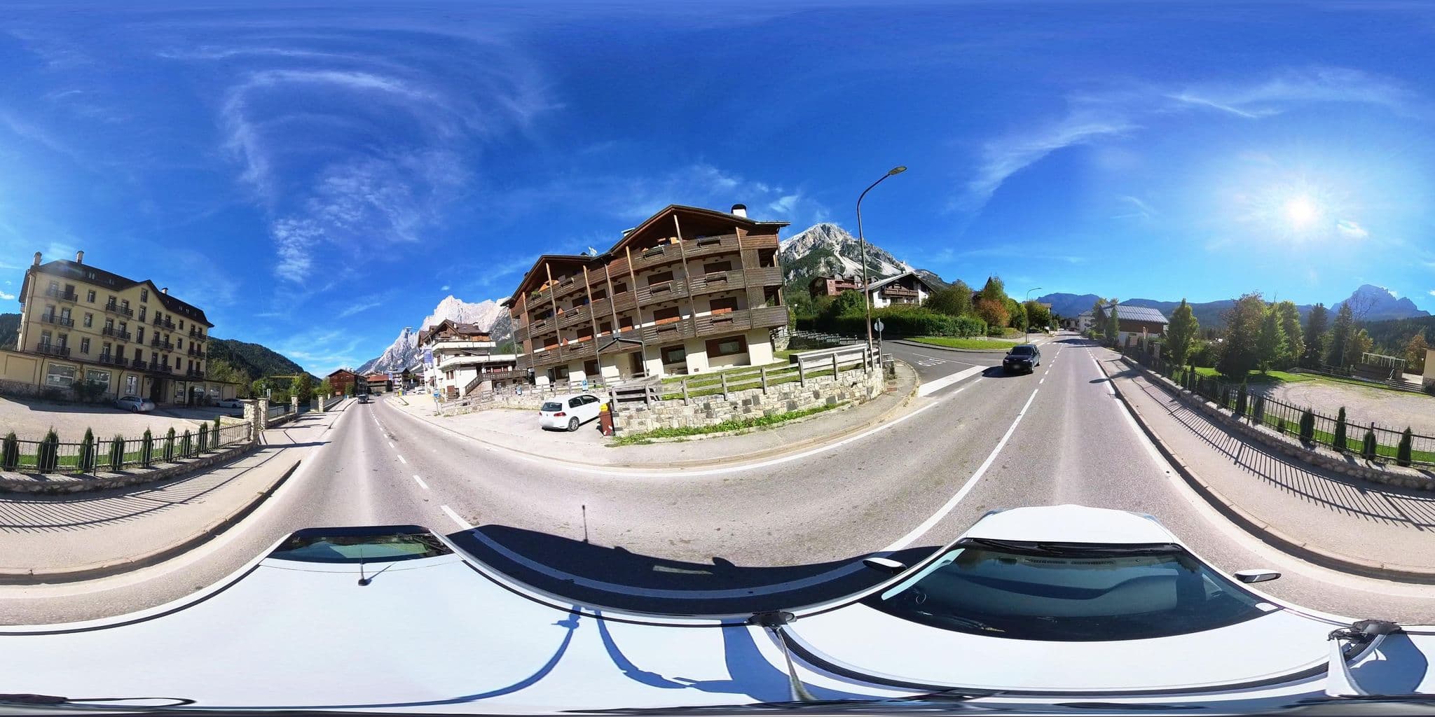 Street view near Hotel Marcora Palace, Cortina d'Ampezzo — © osmplus_org (CC BY-SA · Mapillary)