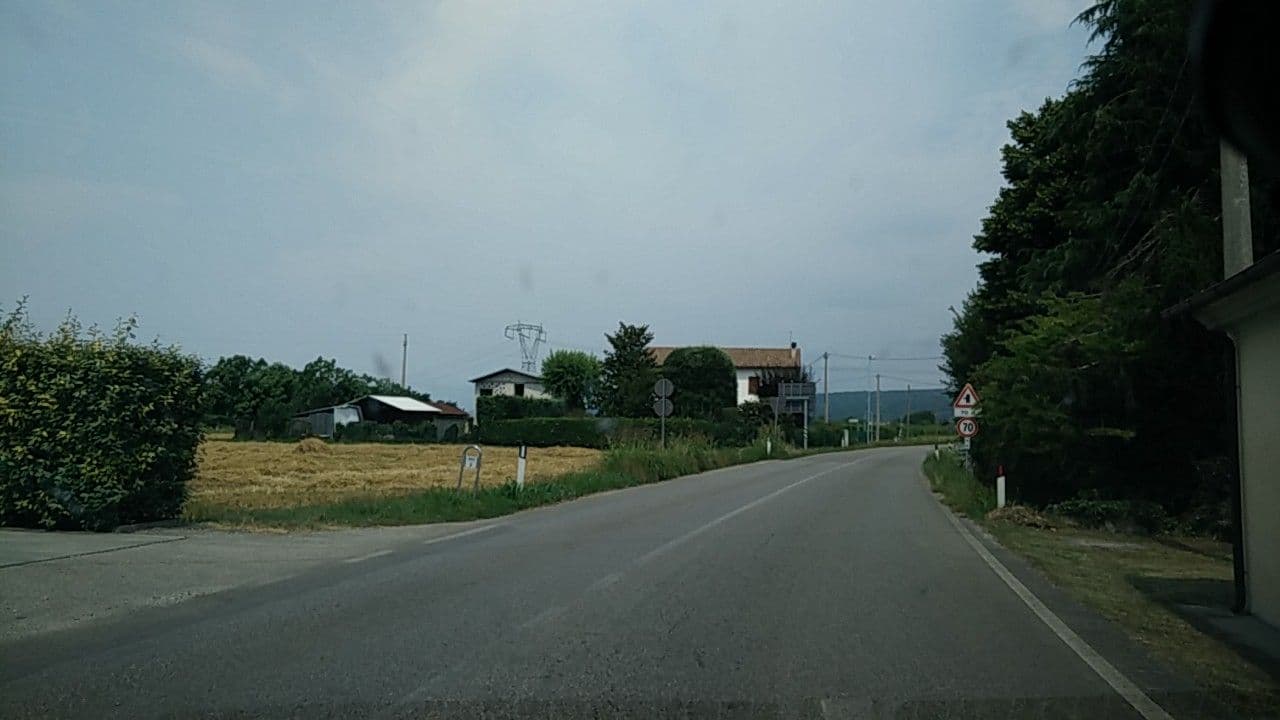 Street view near De Marchi Amedeo SRL, Camalò — © bellazambo (CC BY-SA · Mapillary)