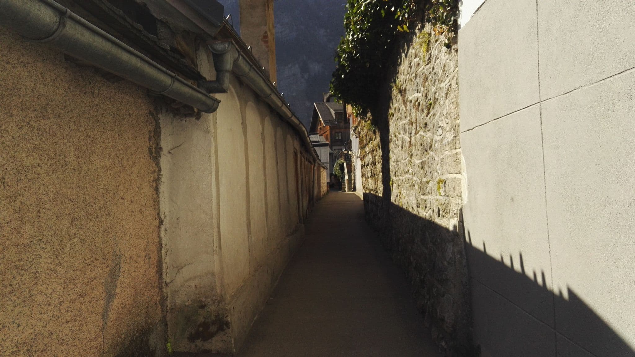Street view near Bräu-Gasthof Lobisser, Gosau — © aceini (CC BY-SA · Mapillary)