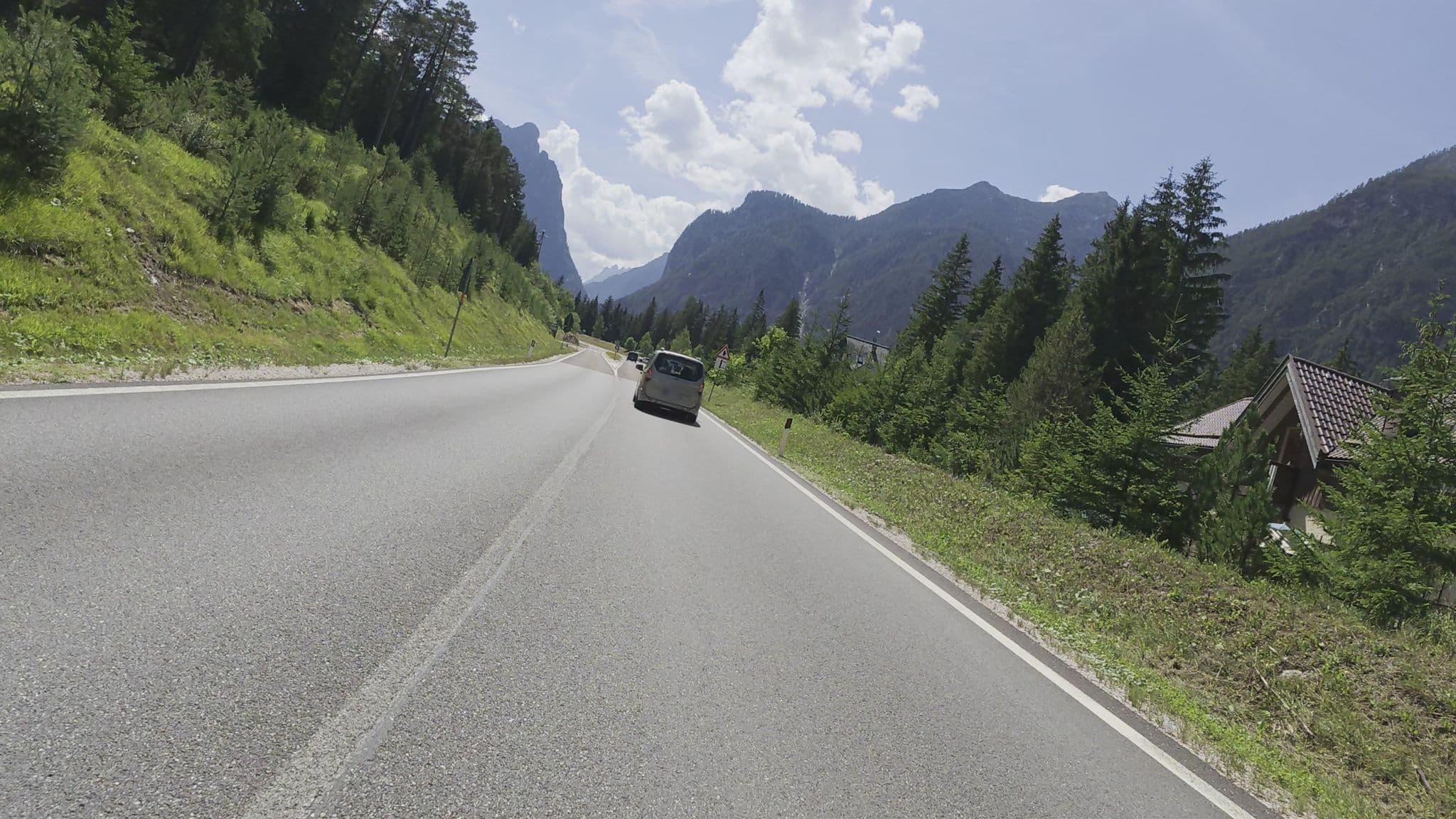 Street view near Hotel Baur, Dobbiaco — © Guzzi_Franze (CC BY-SA · Mapillary)