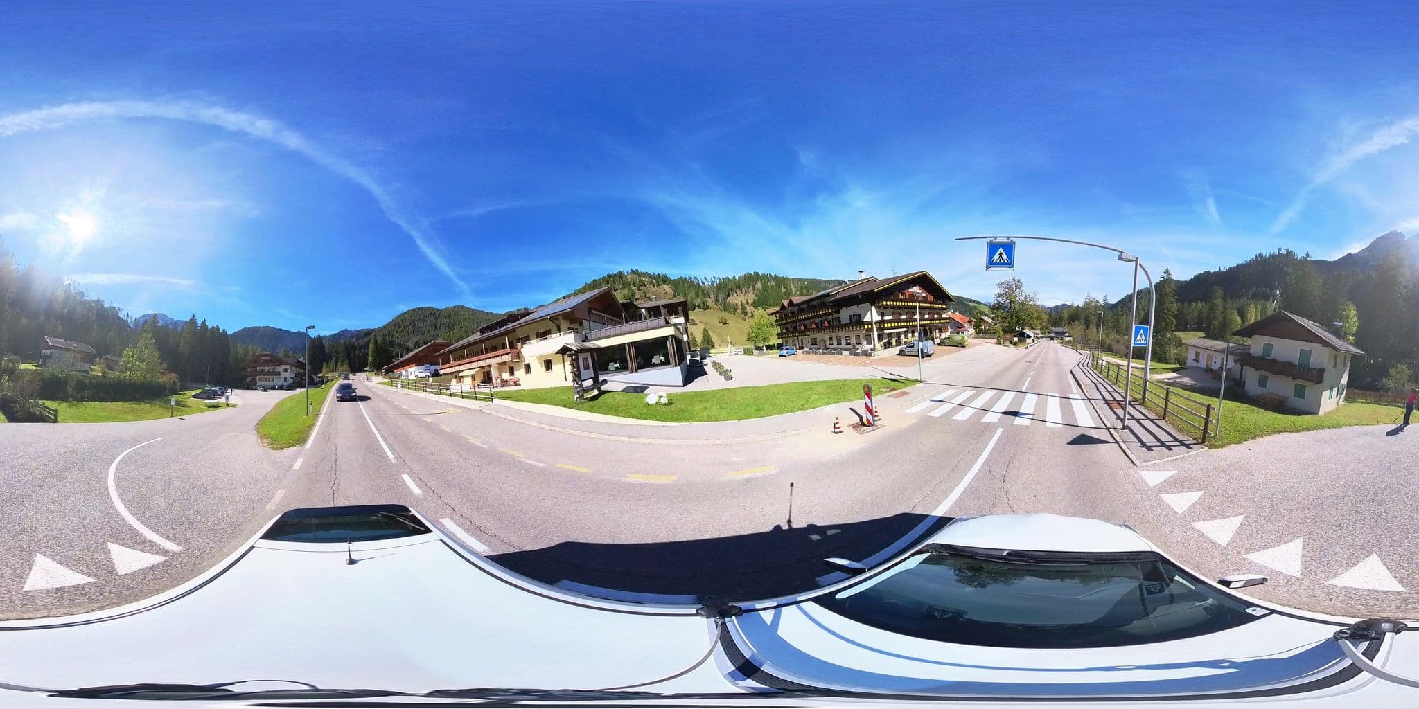 Street view near Hotel Pragserhof Gasthof, Monguelfo — © osmplus_org (CC BY-SA · Mapillary)