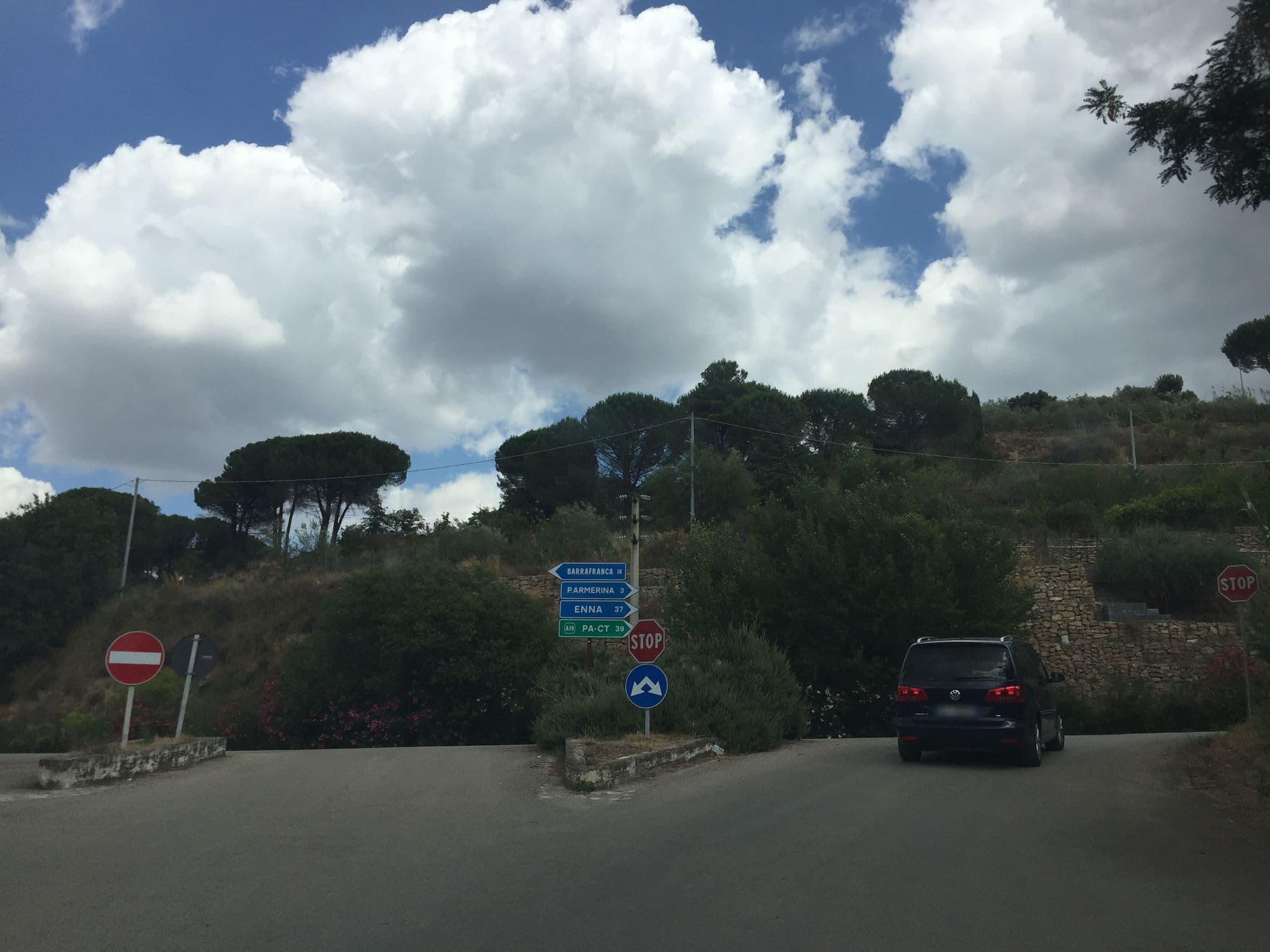 Street view near Hotel Ristorante Mosaici, Piazza Armerina — © nisselson (CC BY-SA · Mapillary)